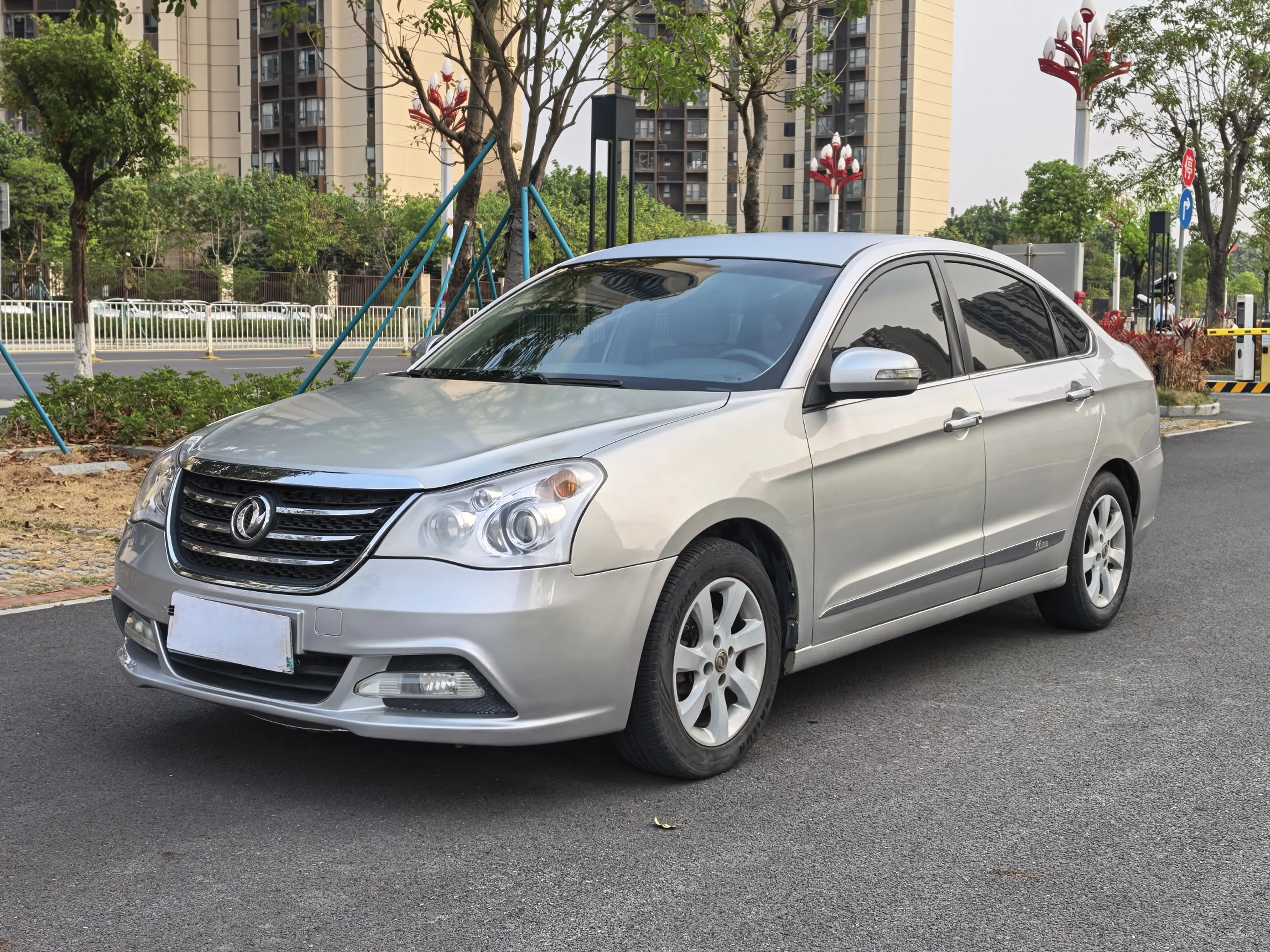 Dongfeng Fengshen A60