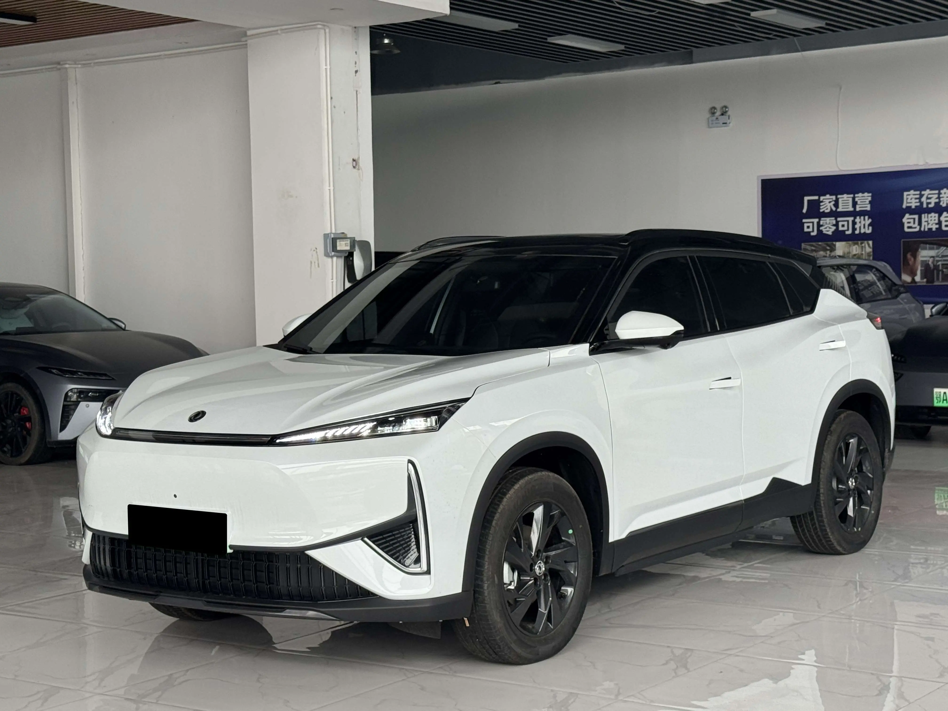 Dongfeng Fengshen L7 EV  из Китая