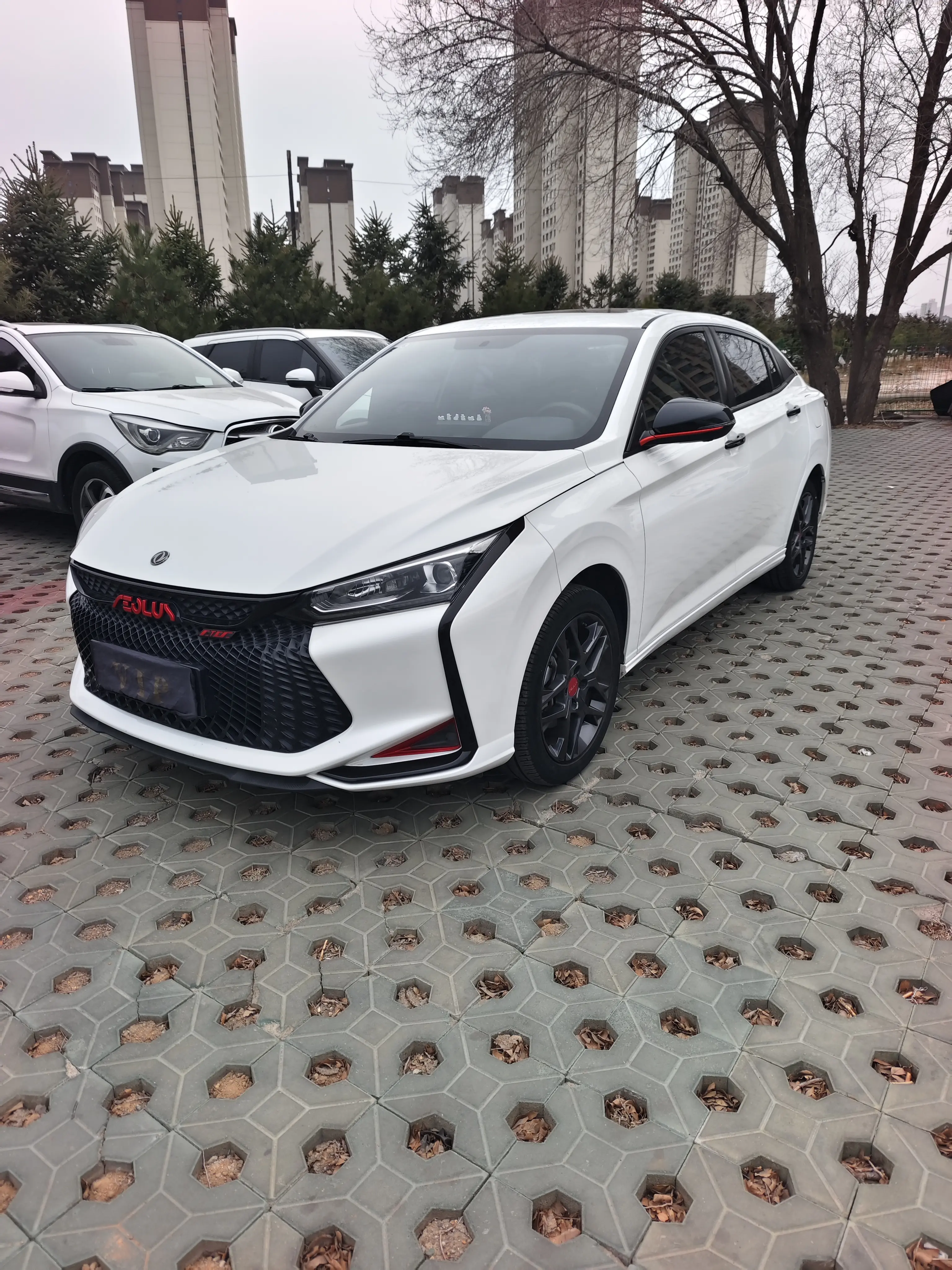 Dongfeng Yixuan