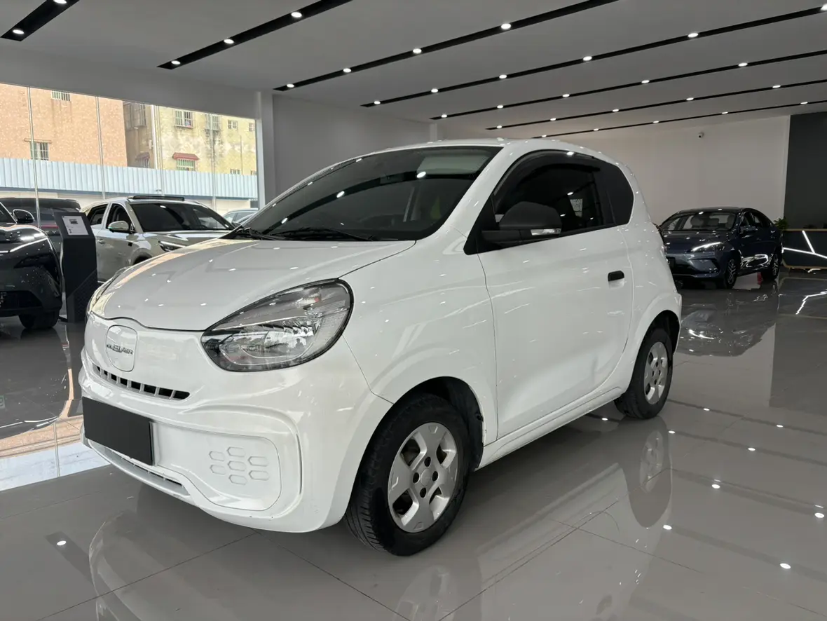 Roewe CLEVER  из Китая