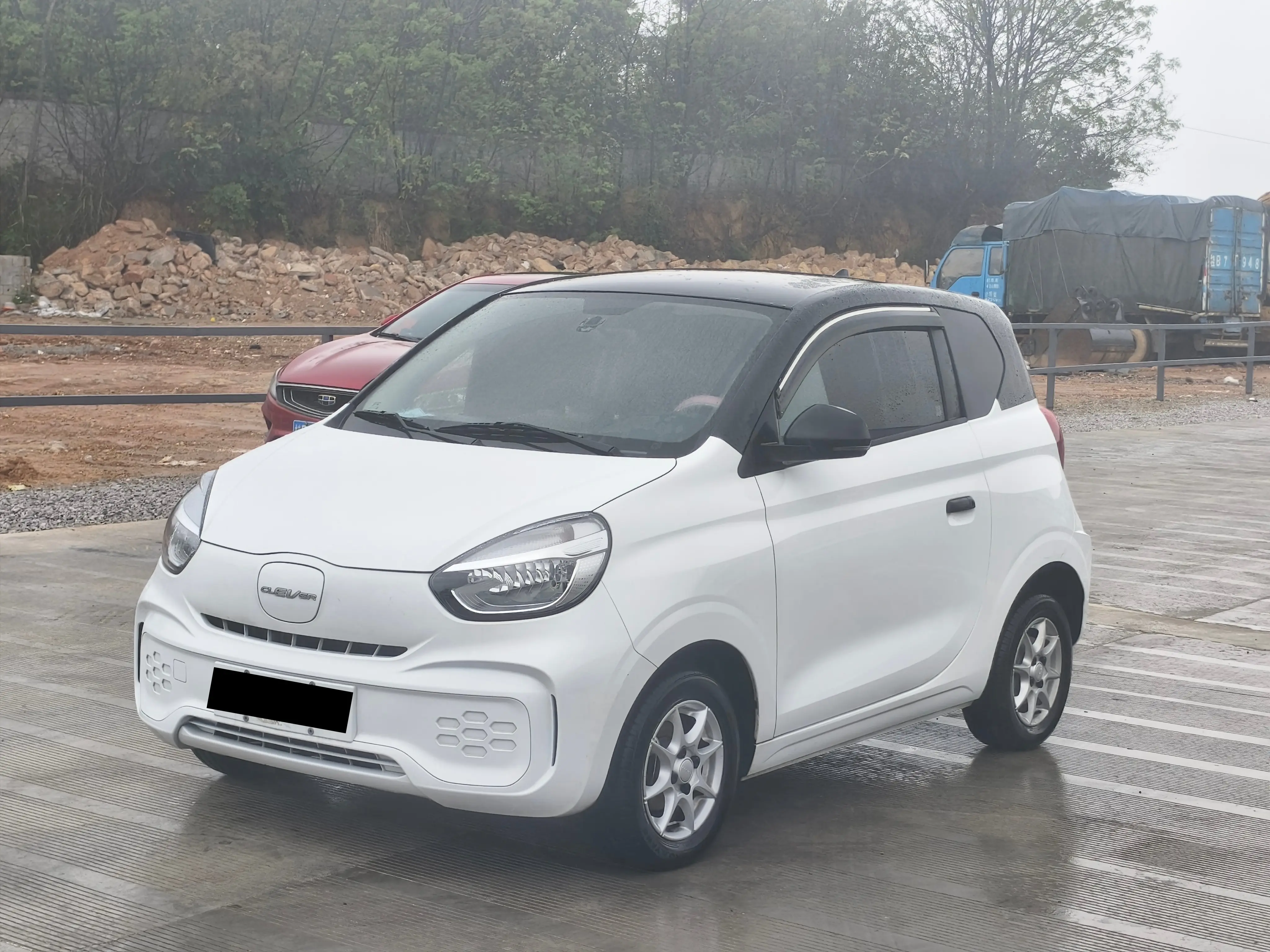 Roewe CLEVER  из Китая