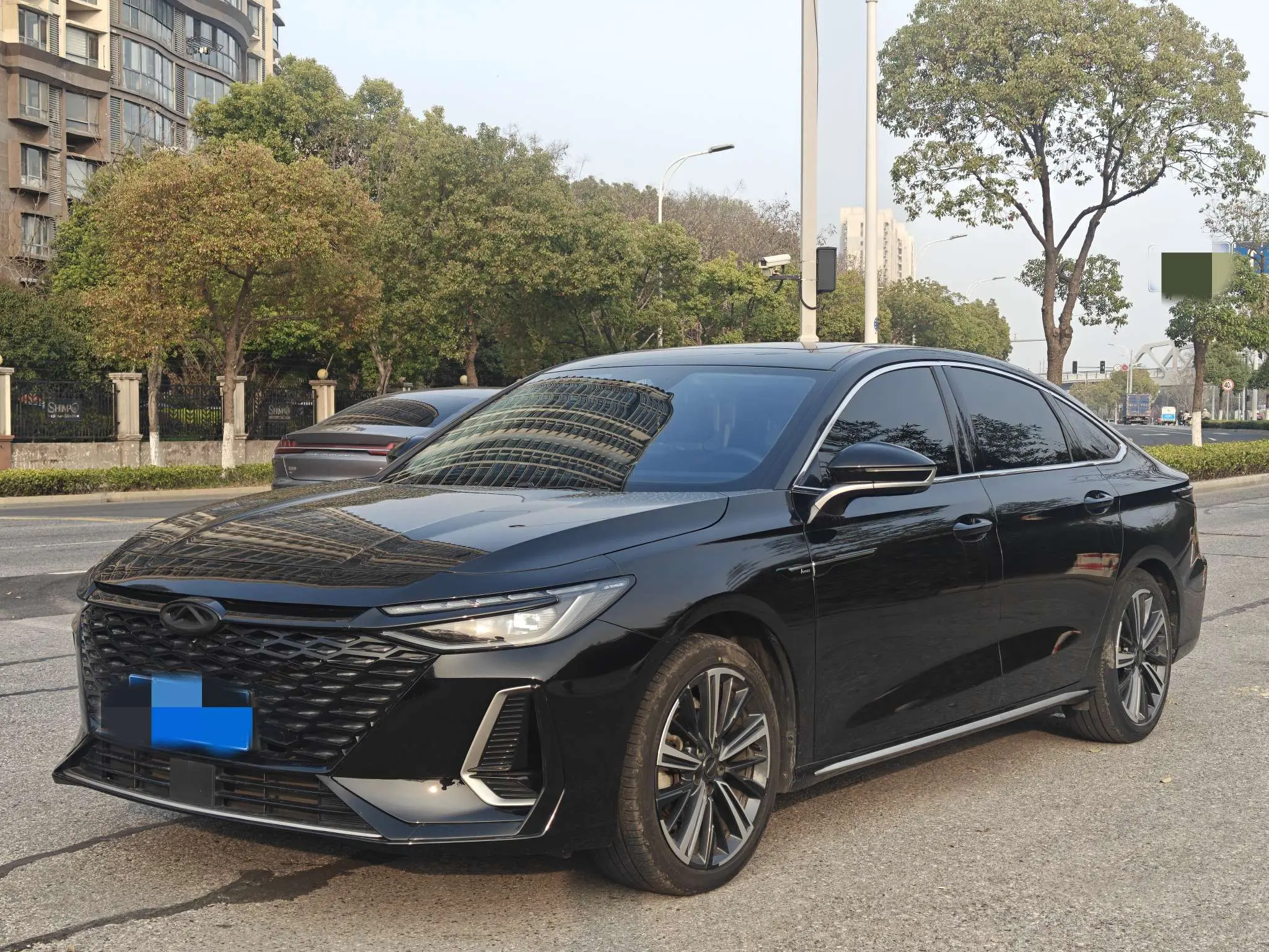 Chery Arrizo 8  из Китая