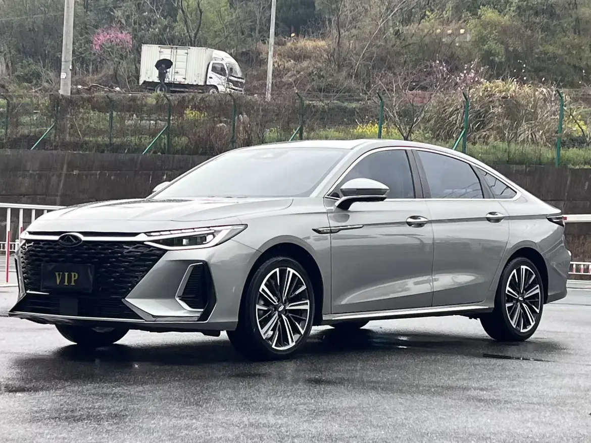 Chery Arrizo 8