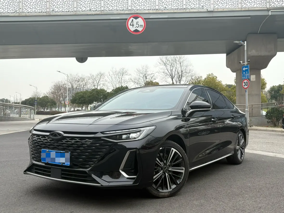 Chery Arrizo 8  из Китая