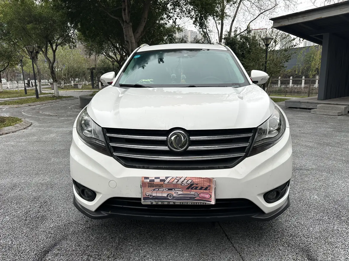 Dongfeng Fengon 580  из Китая