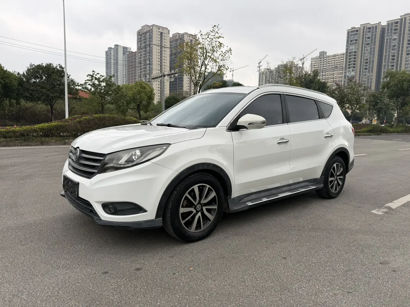 Dongfeng Fengon 580