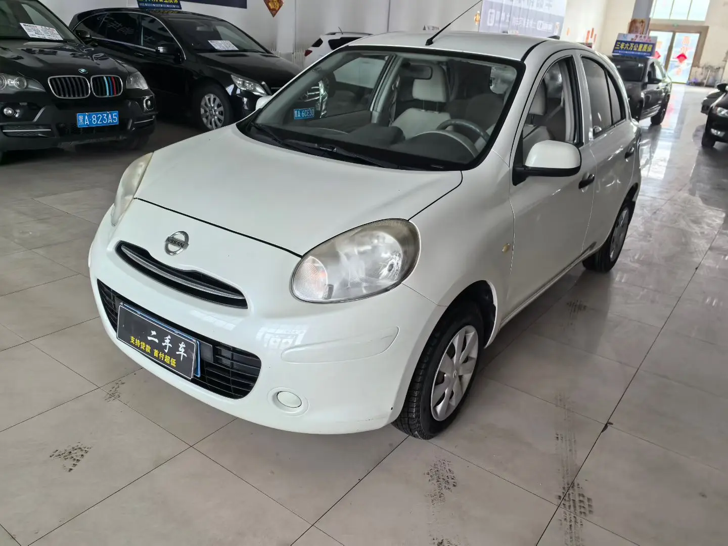 Nissan March  из Китая