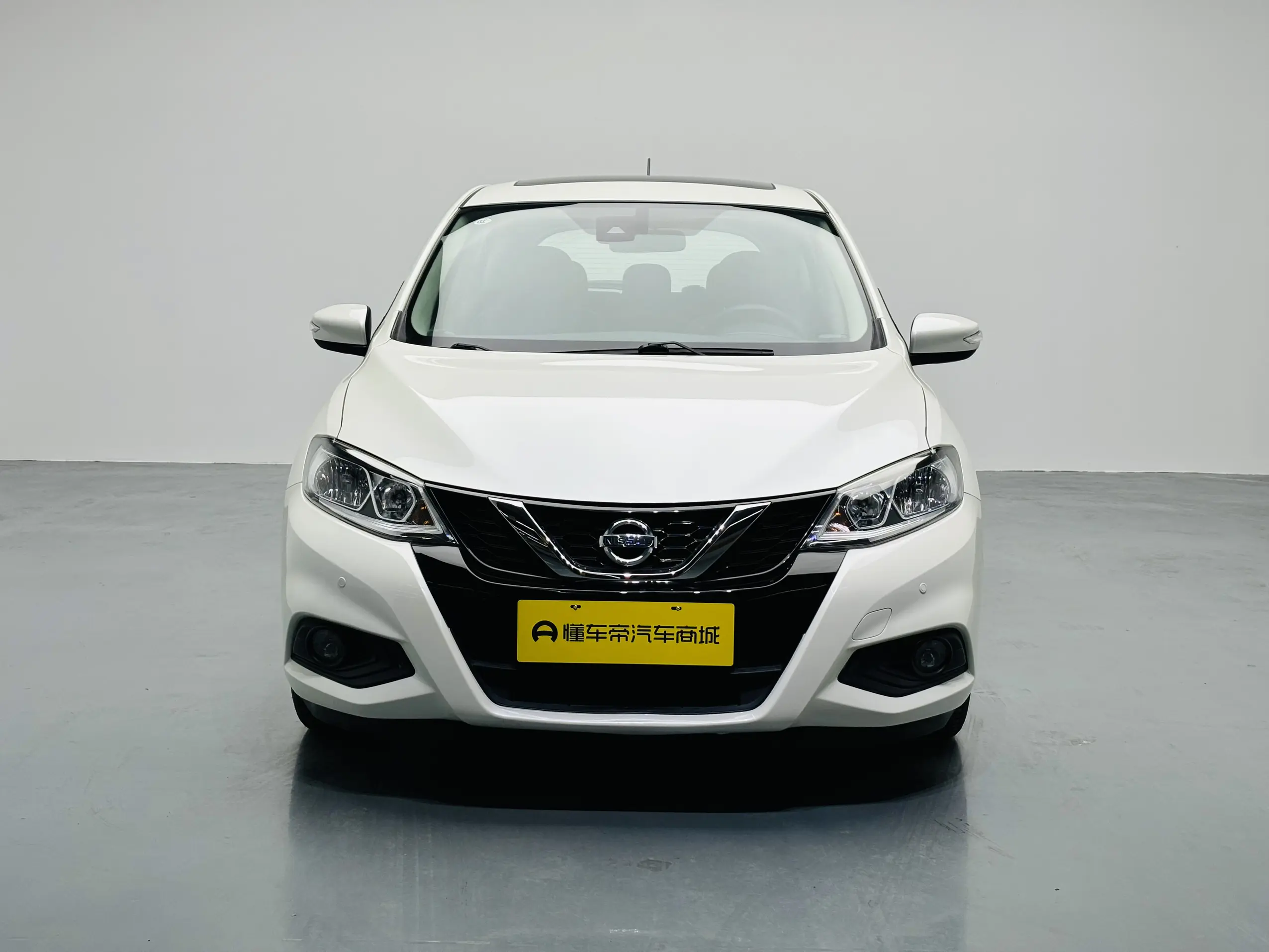 Nissan Tiida  из Китая