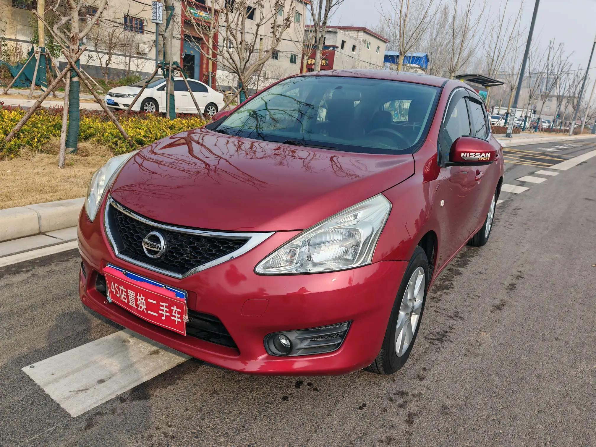 Nissan Tiida  из Китая