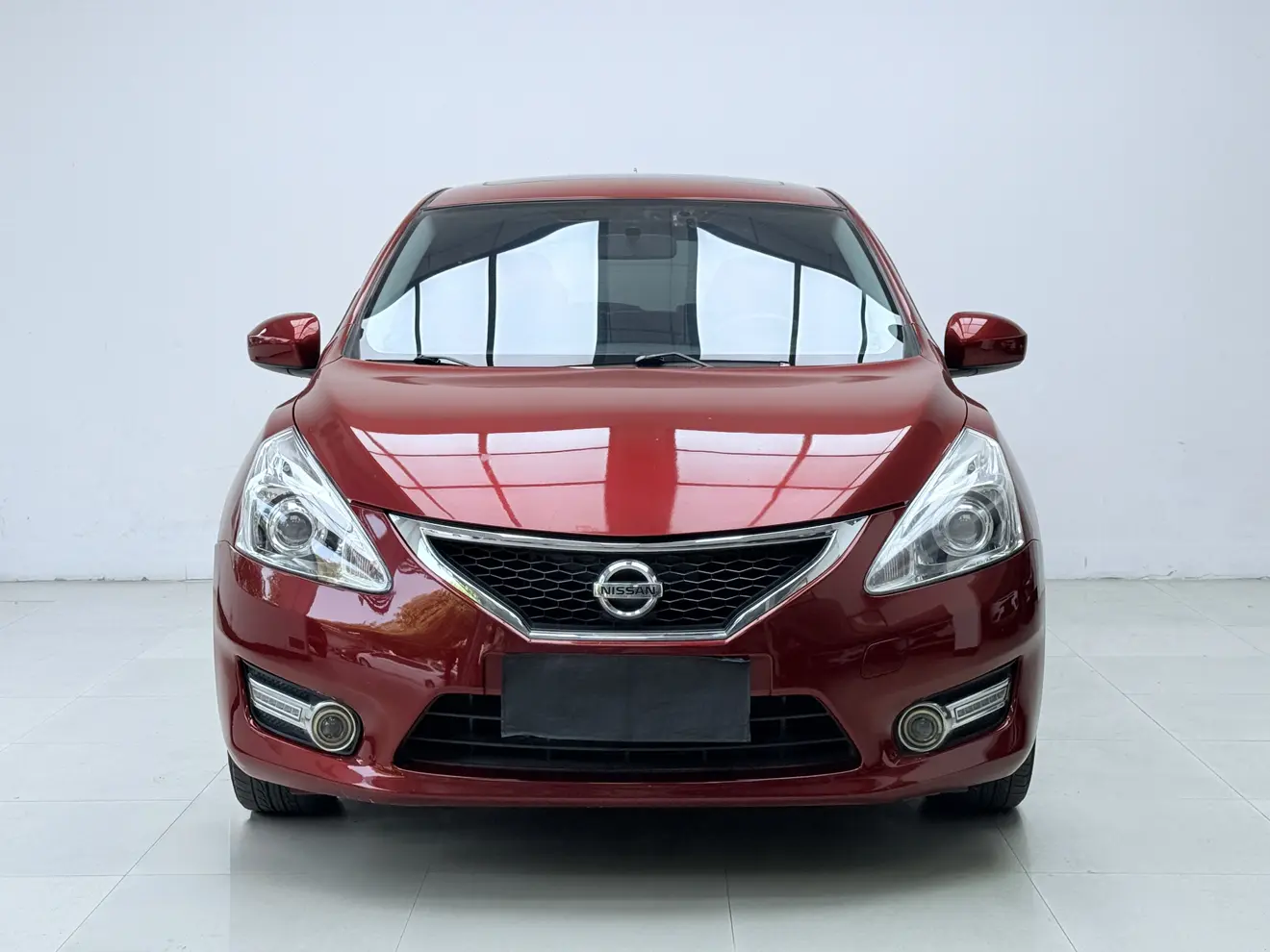 Nissan Tiida  из Китая