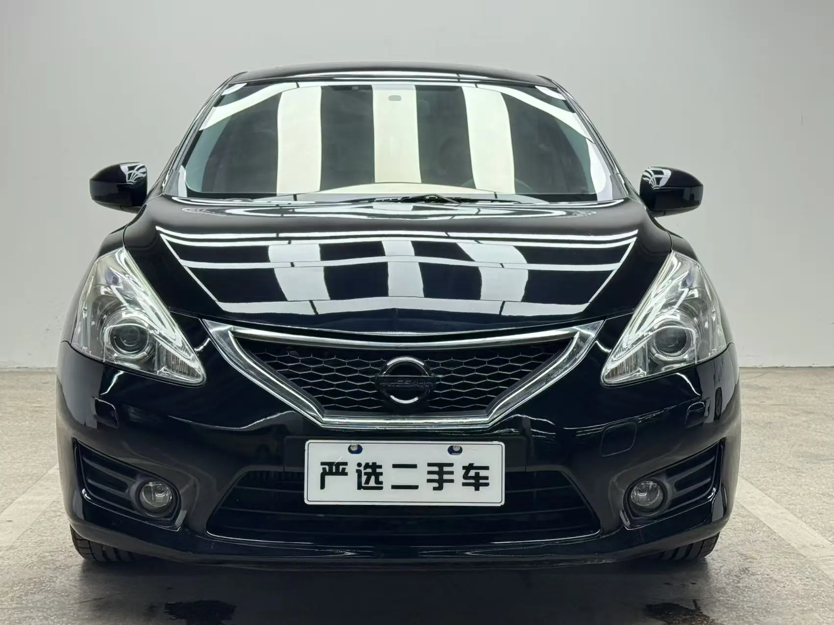 Nissan Tiida  из Китая