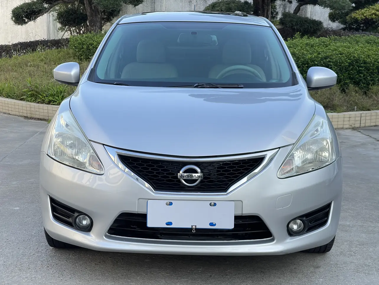 Nissan Tiida  из Китая