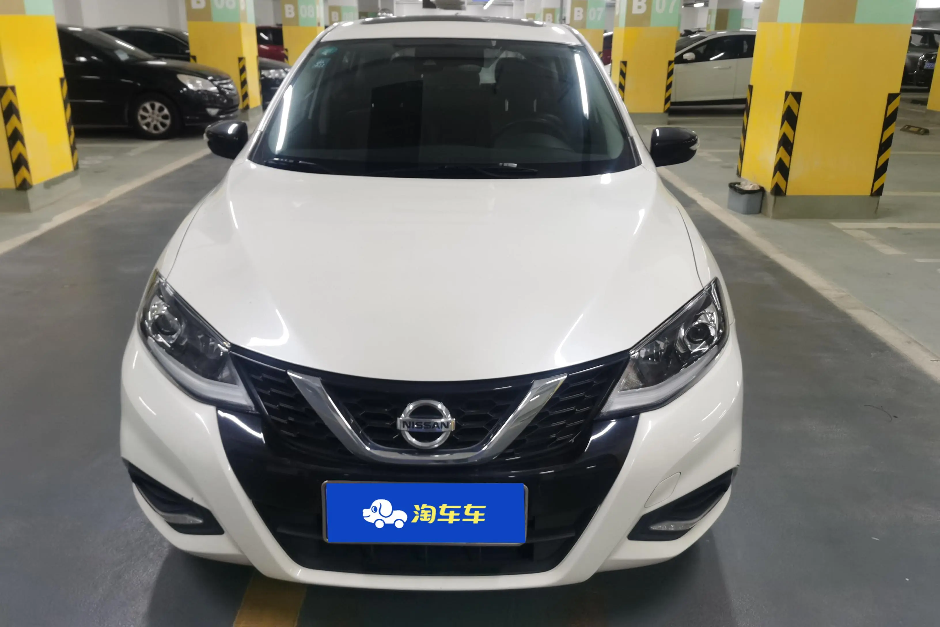 Nissan Tiida  из Китая