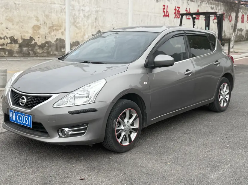 Nissan Tiida  из Китая