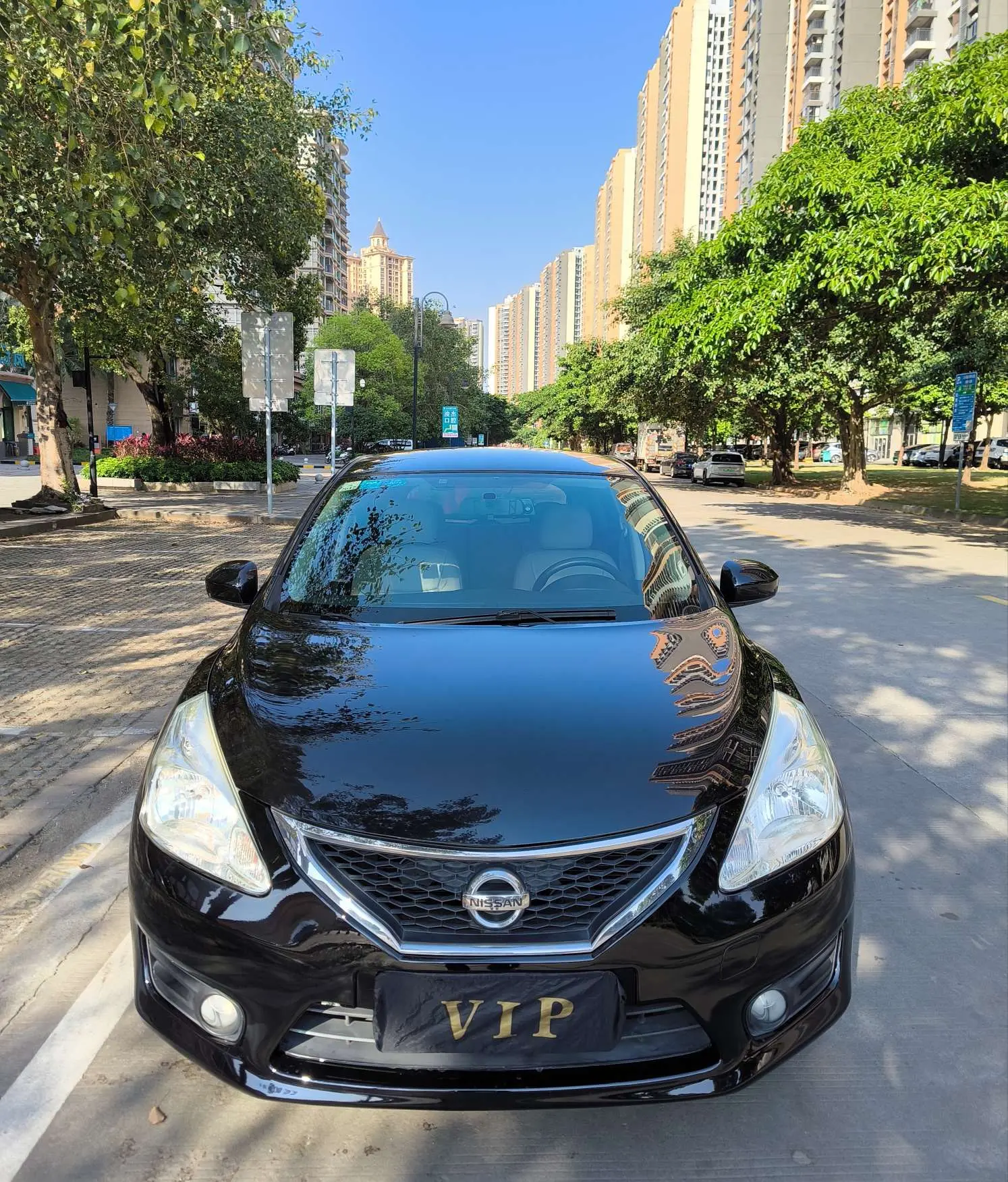 Nissan Tiida  из Китая