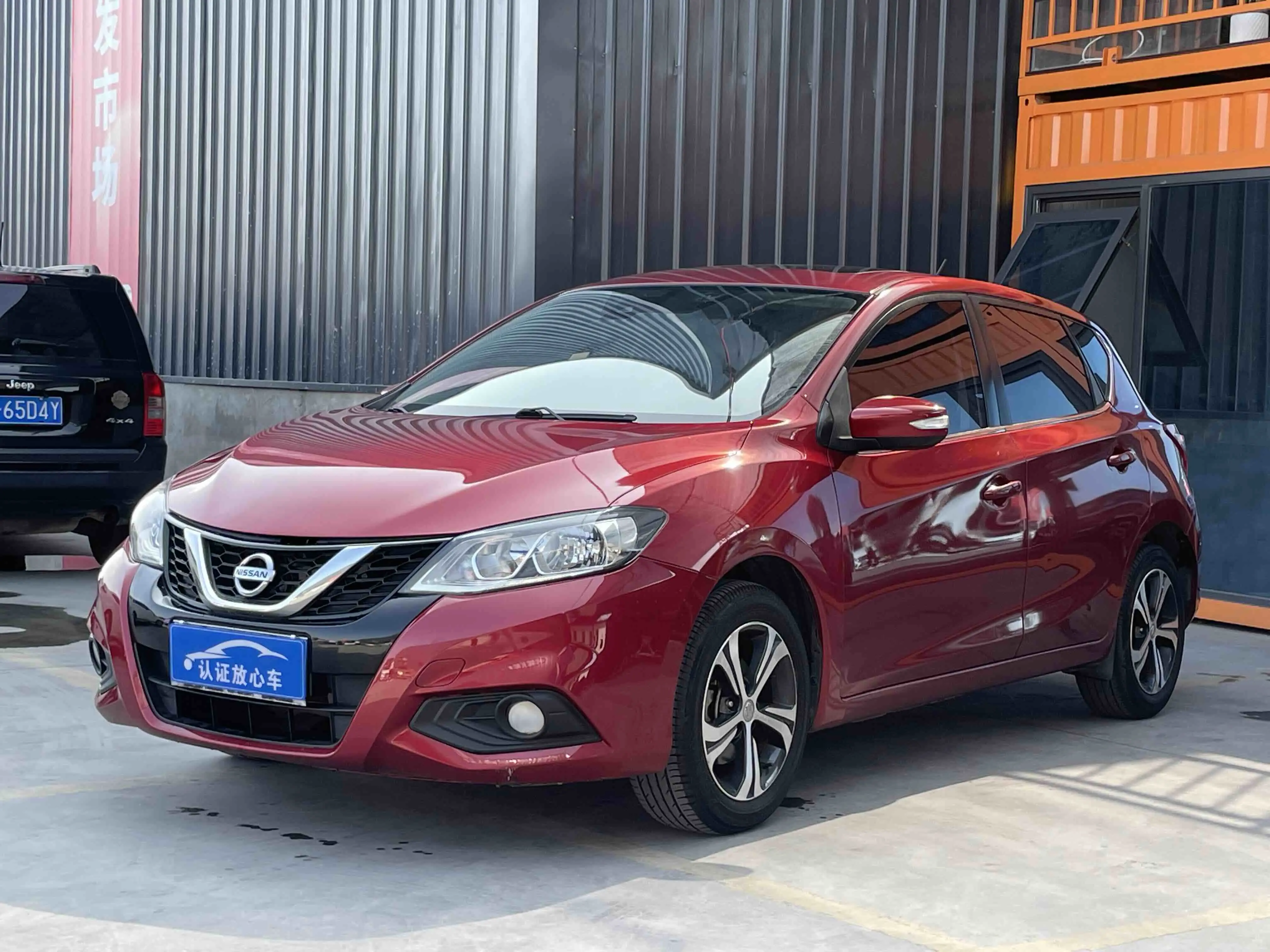 Nissan Tiida  из Китая