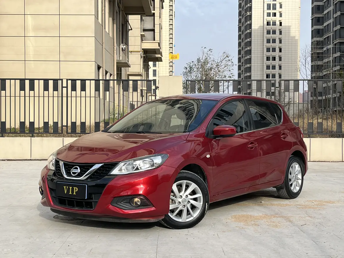 Nissan Tiida  из Китая