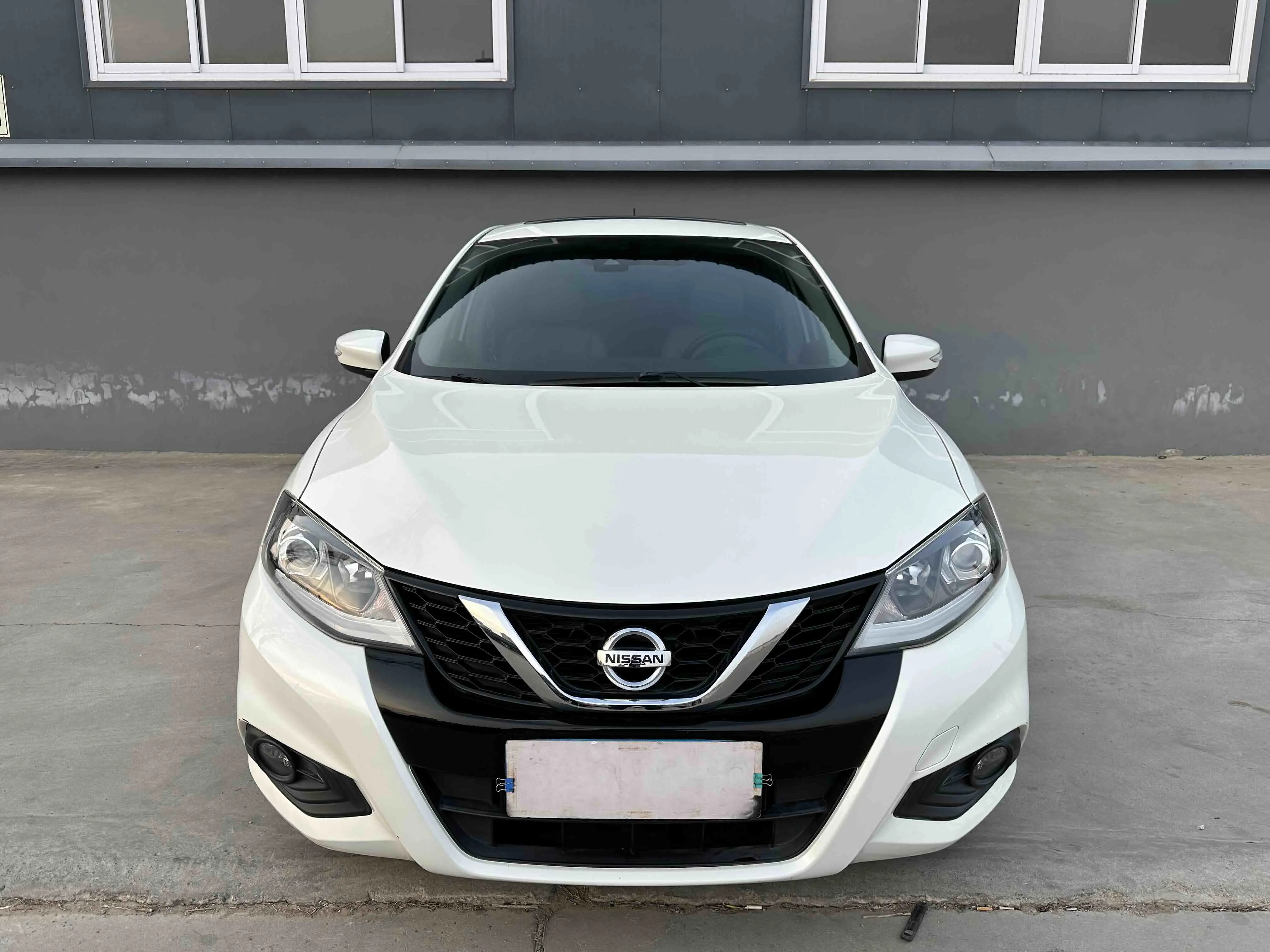 Nissan Tiida  из Китая