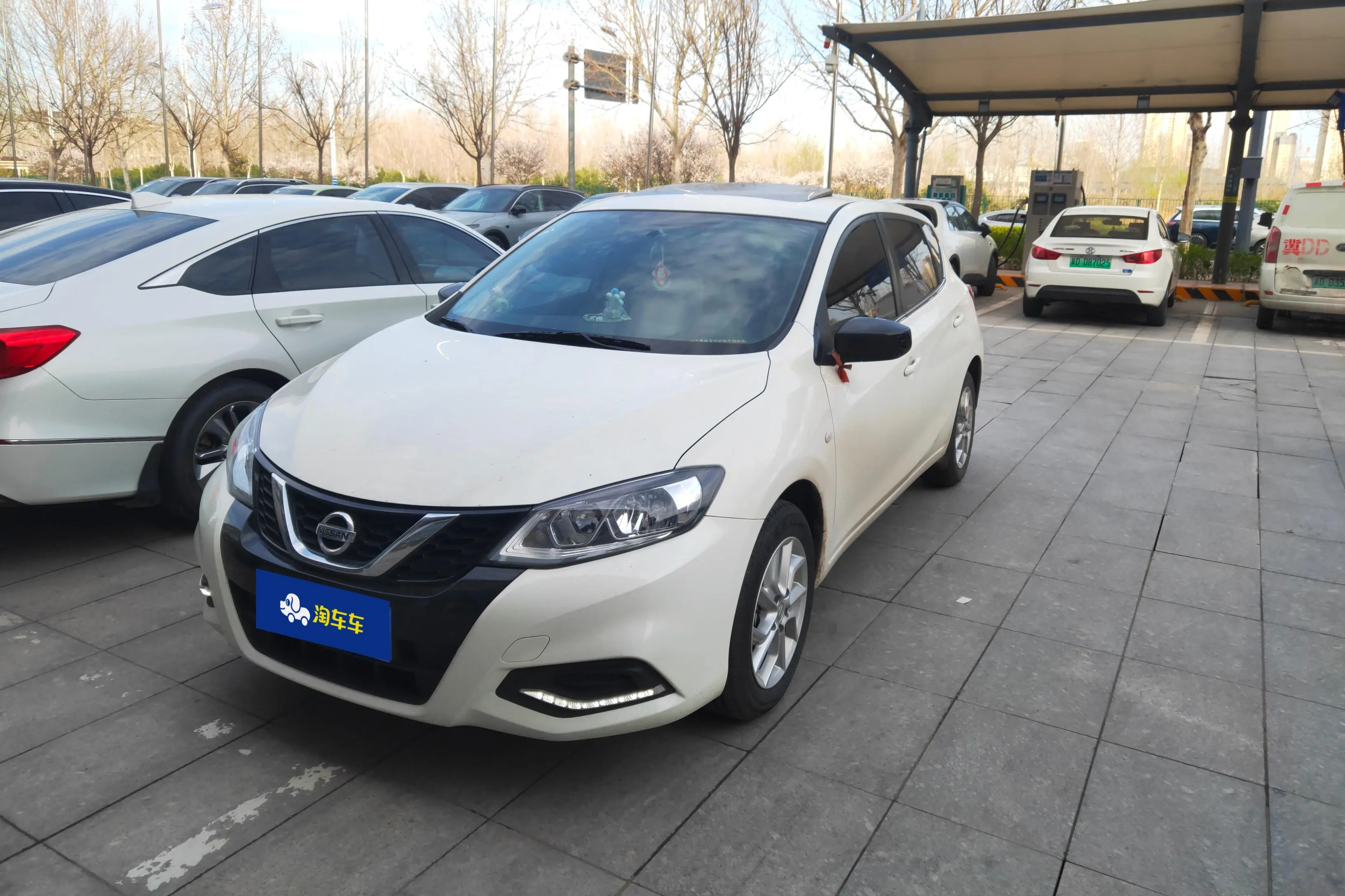 Nissan Tiida  из Китая