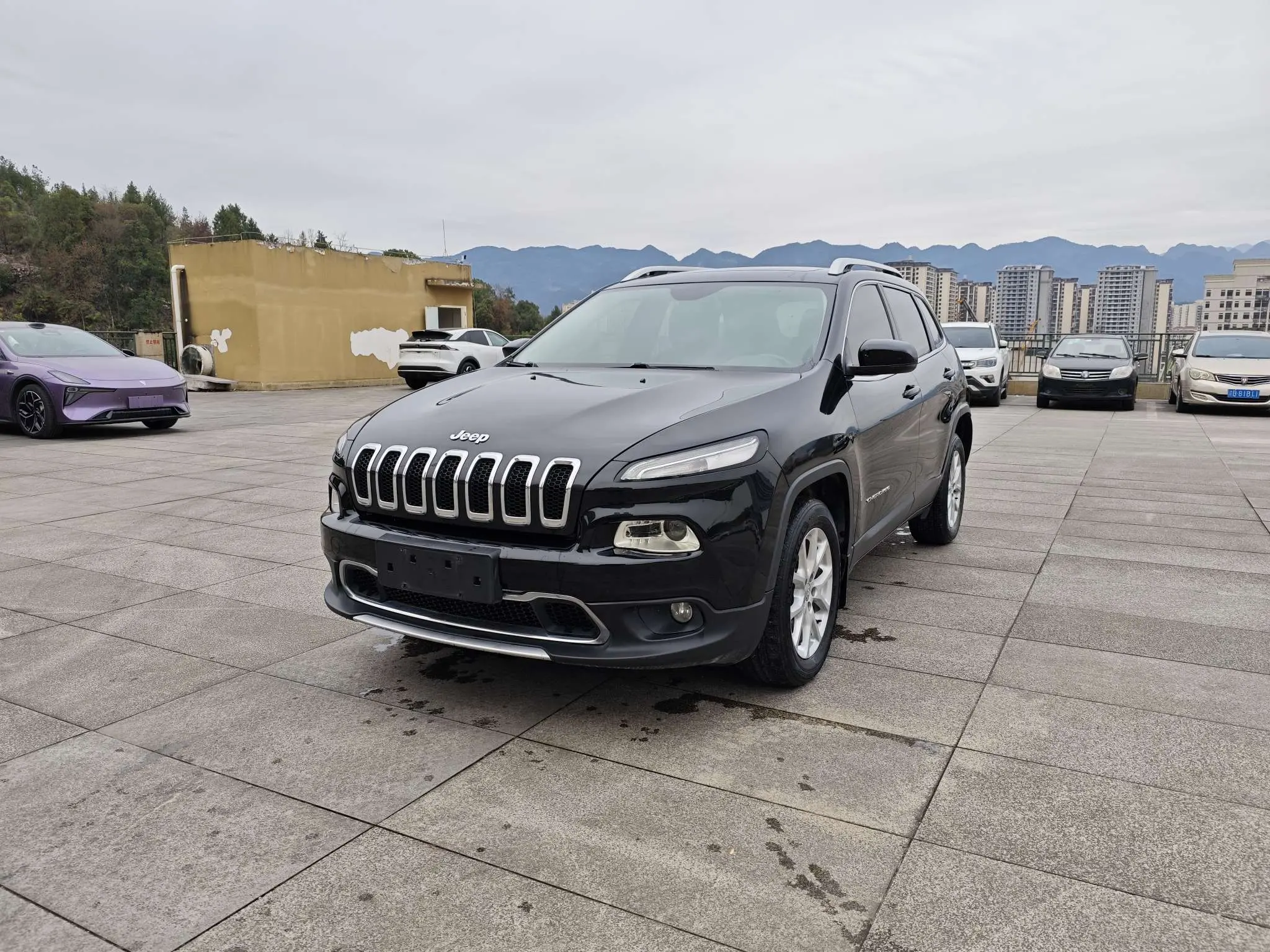 Jeep Cherokee