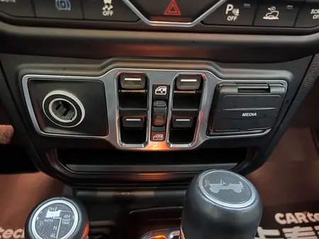 catalog-car-25