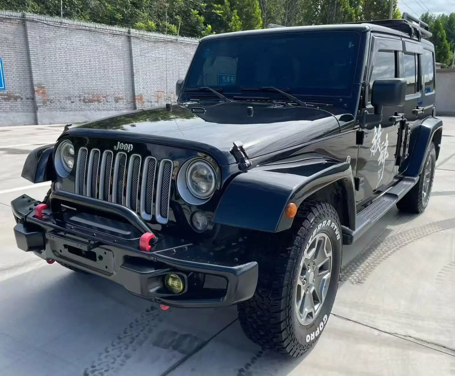 Jeep Wrangler  из Китая