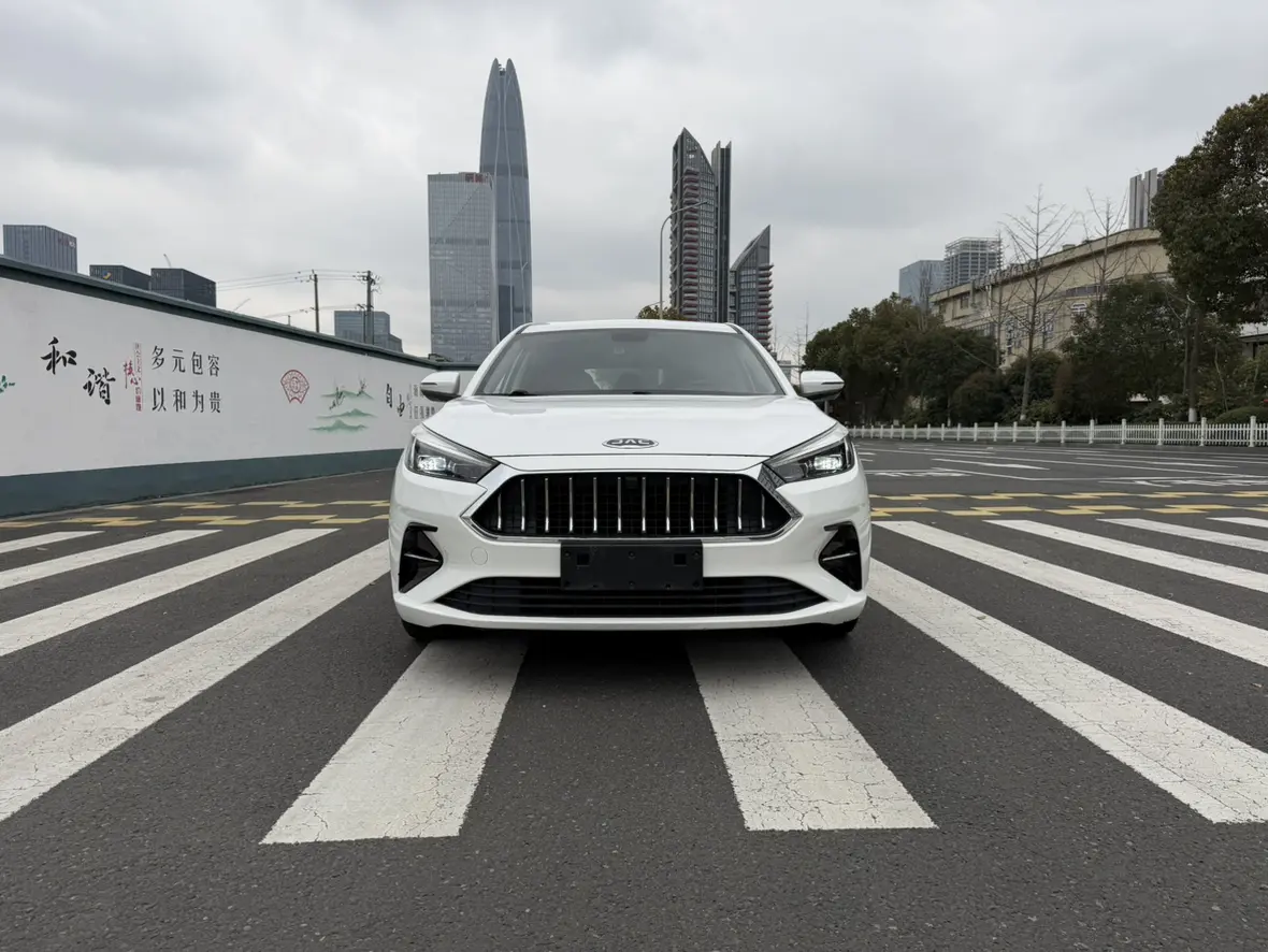 Jiangxi Jiayue A5  из Китая