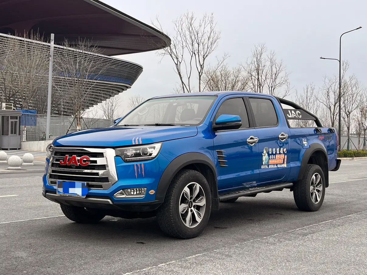 Jiangxi JAC T8  из Китая