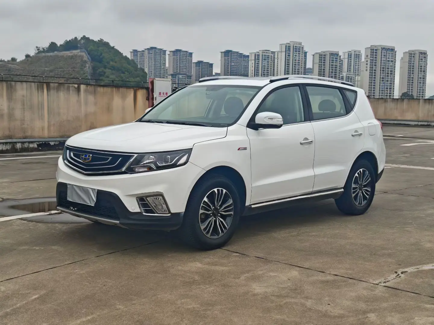 Geely Vision X6