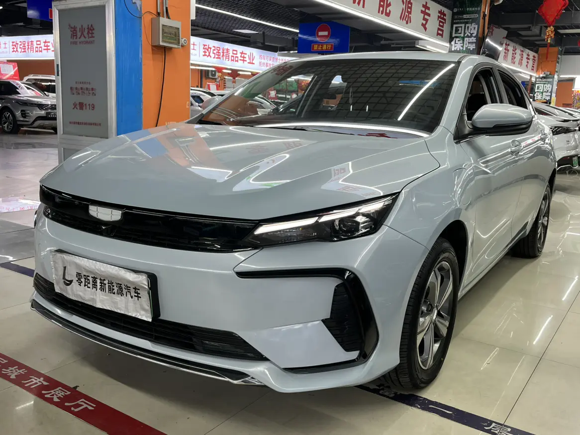 Geely Emgrand L HiP