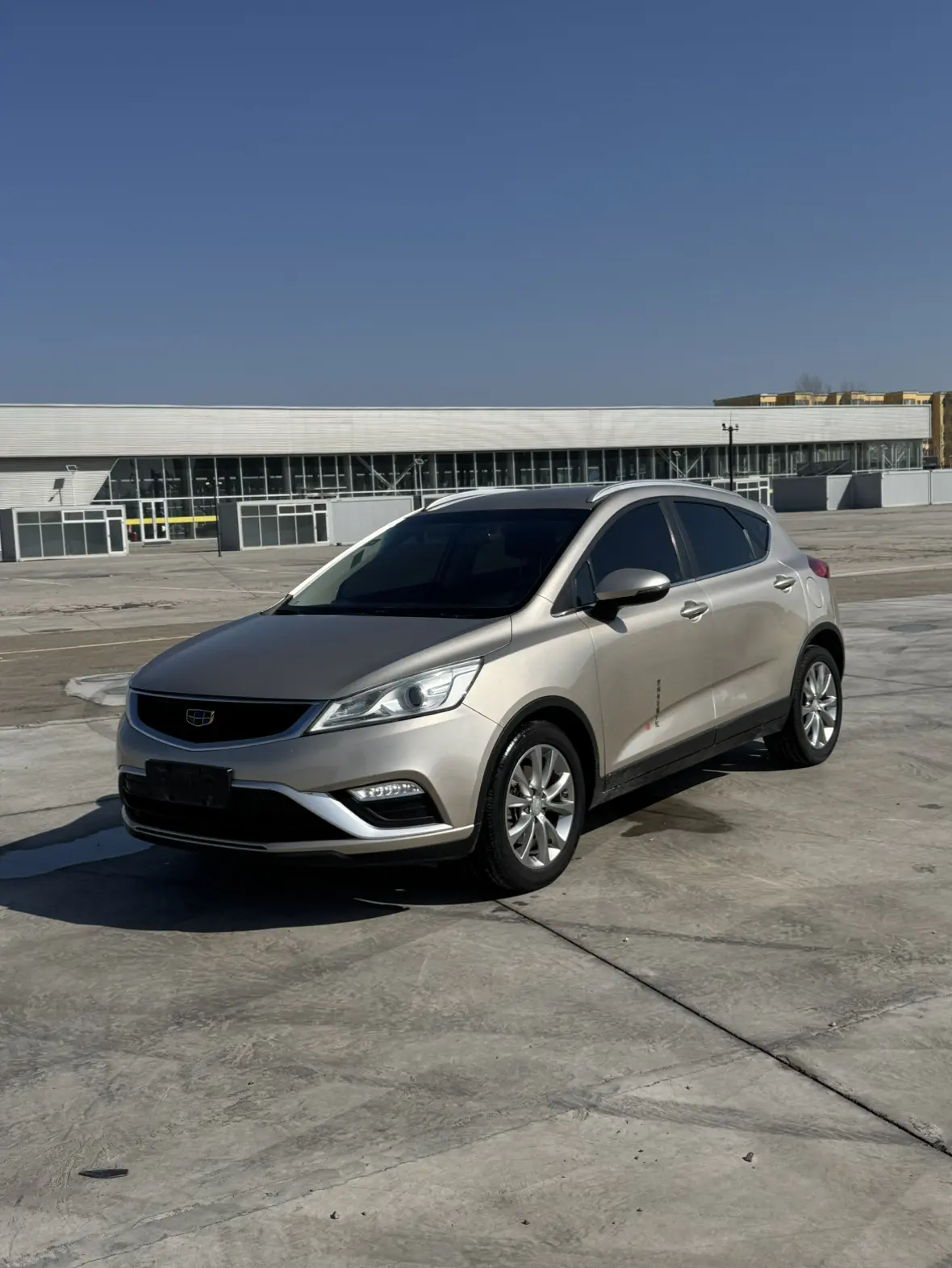 Geely Emgrand GS  из Китая