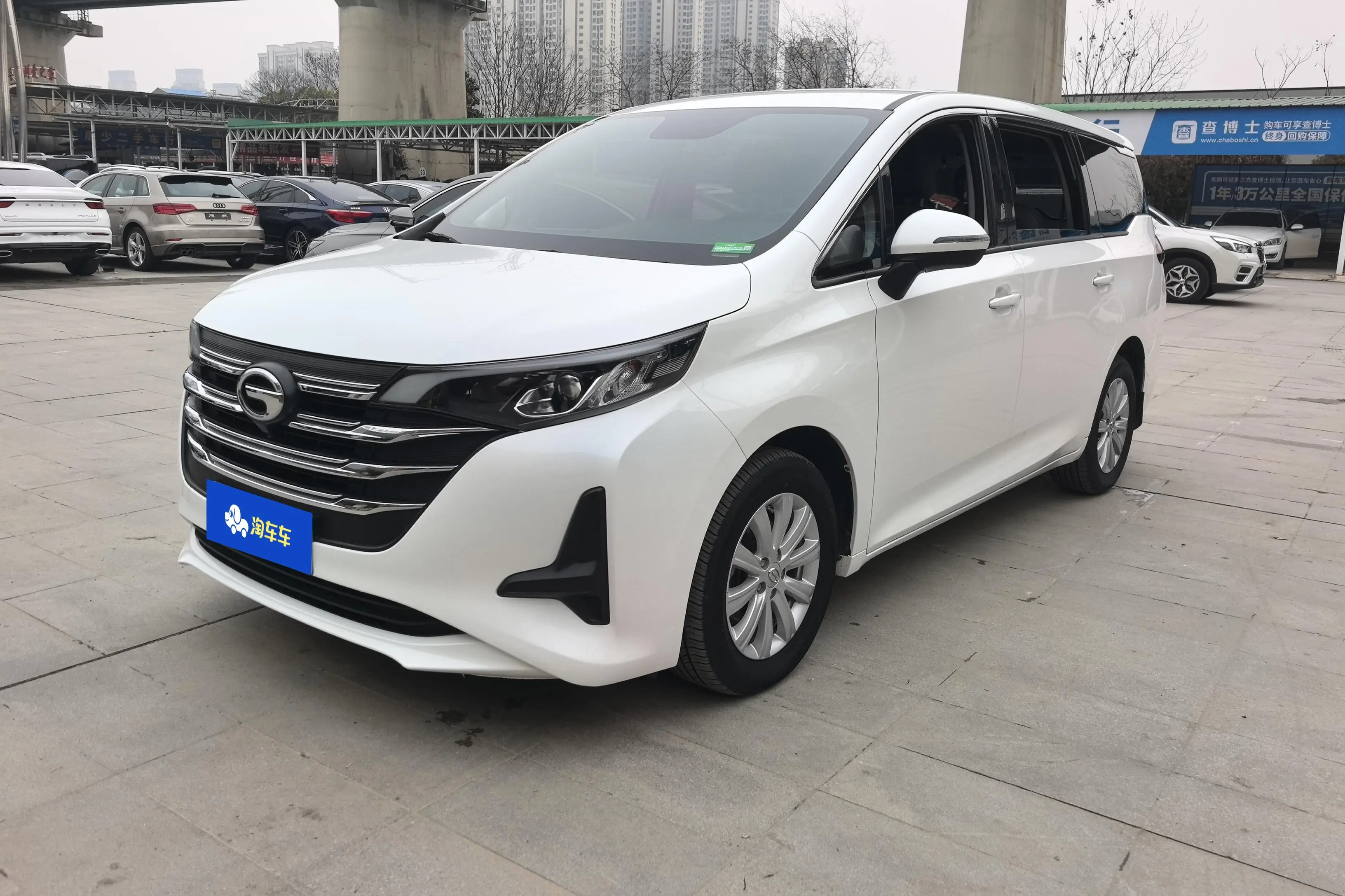 GAC Trumpchi M6