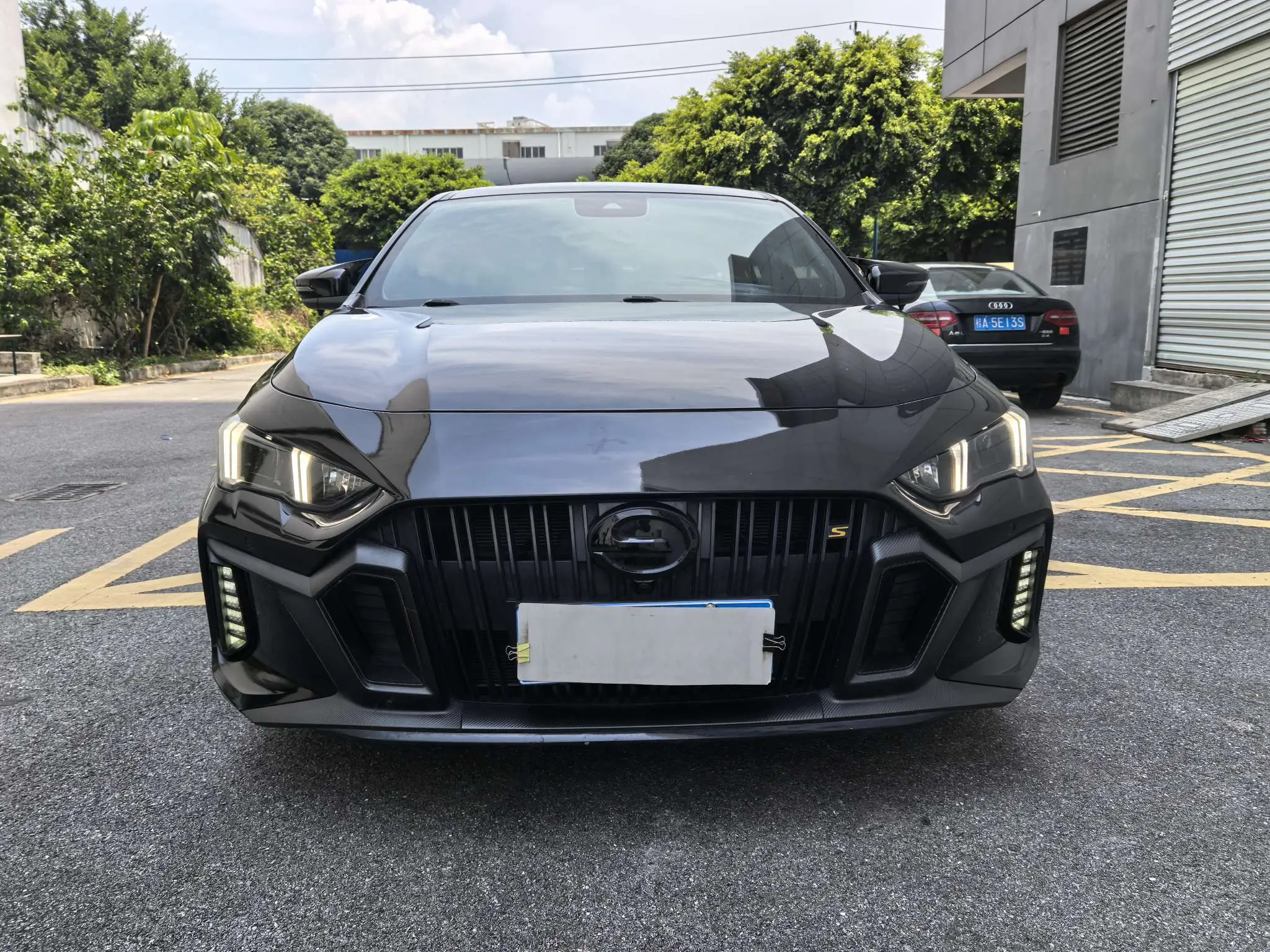 GAC Trumpchi Empow  из Китая