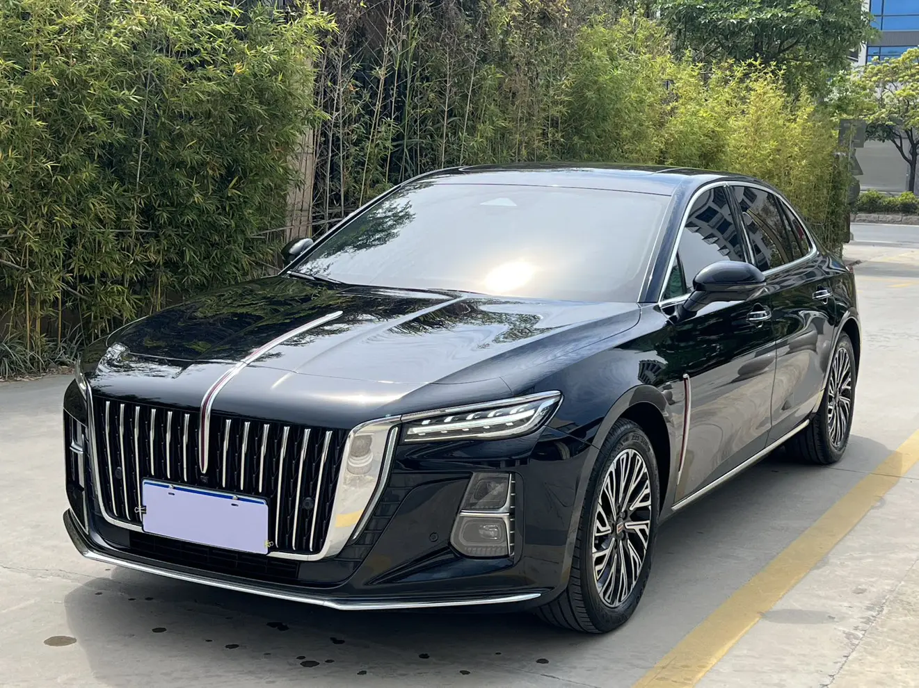 Hongqi H5