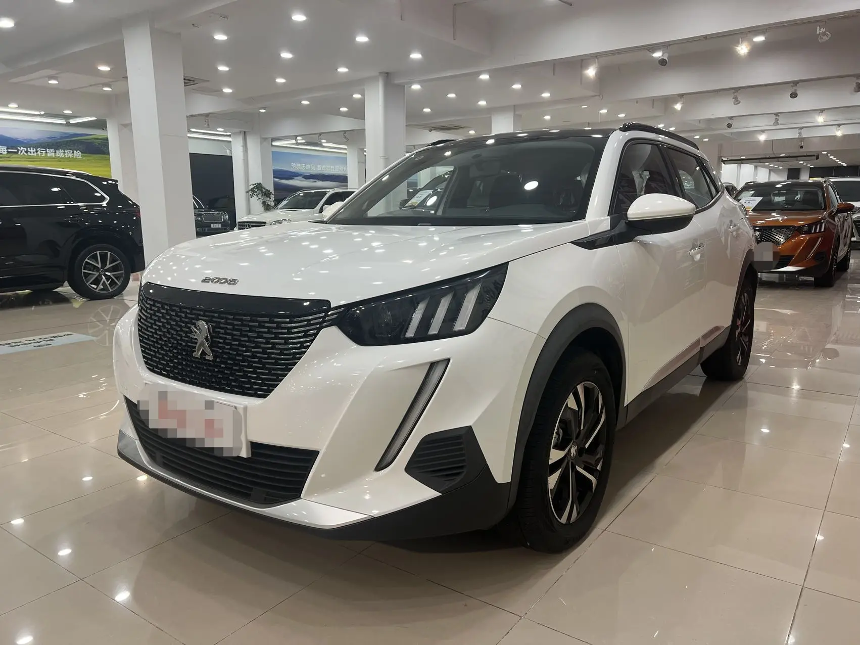 PEUGEOT 2008