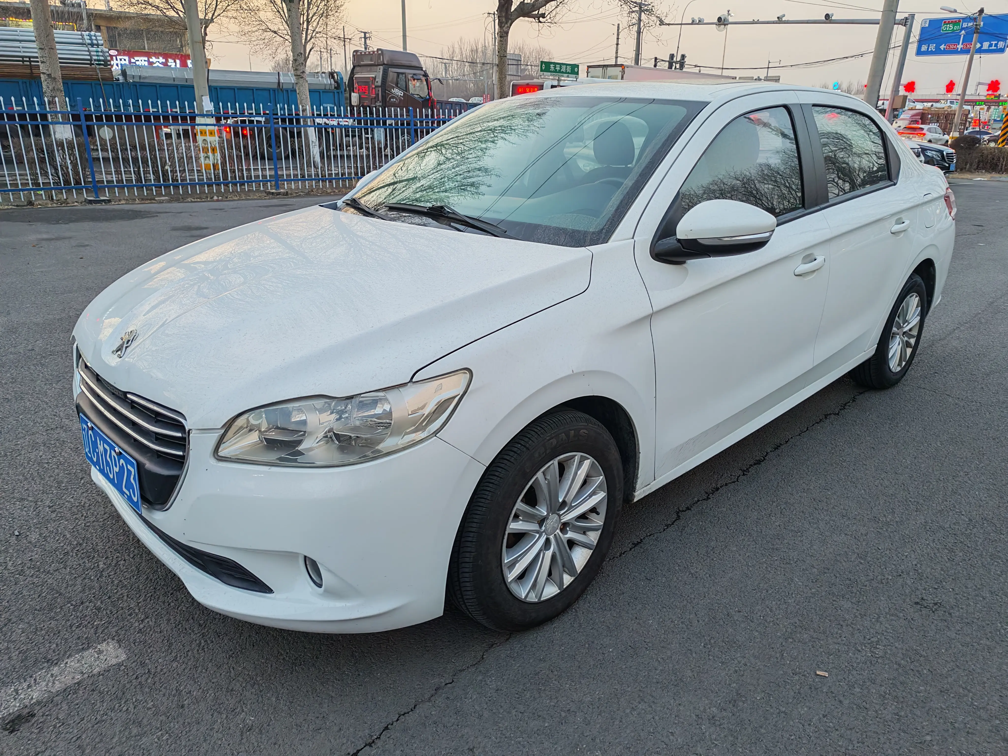 Peugeot 301