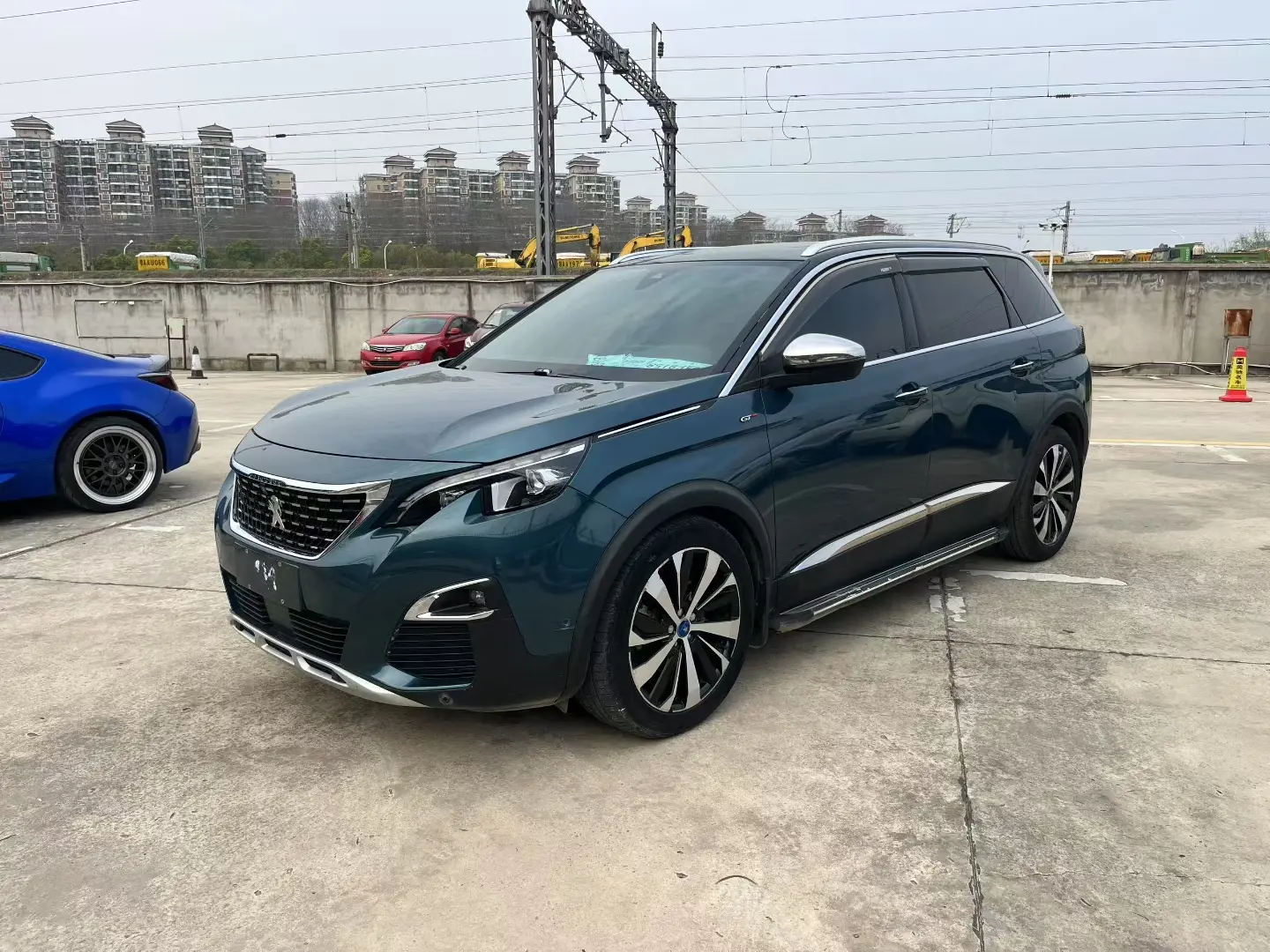Peugeot 5008
