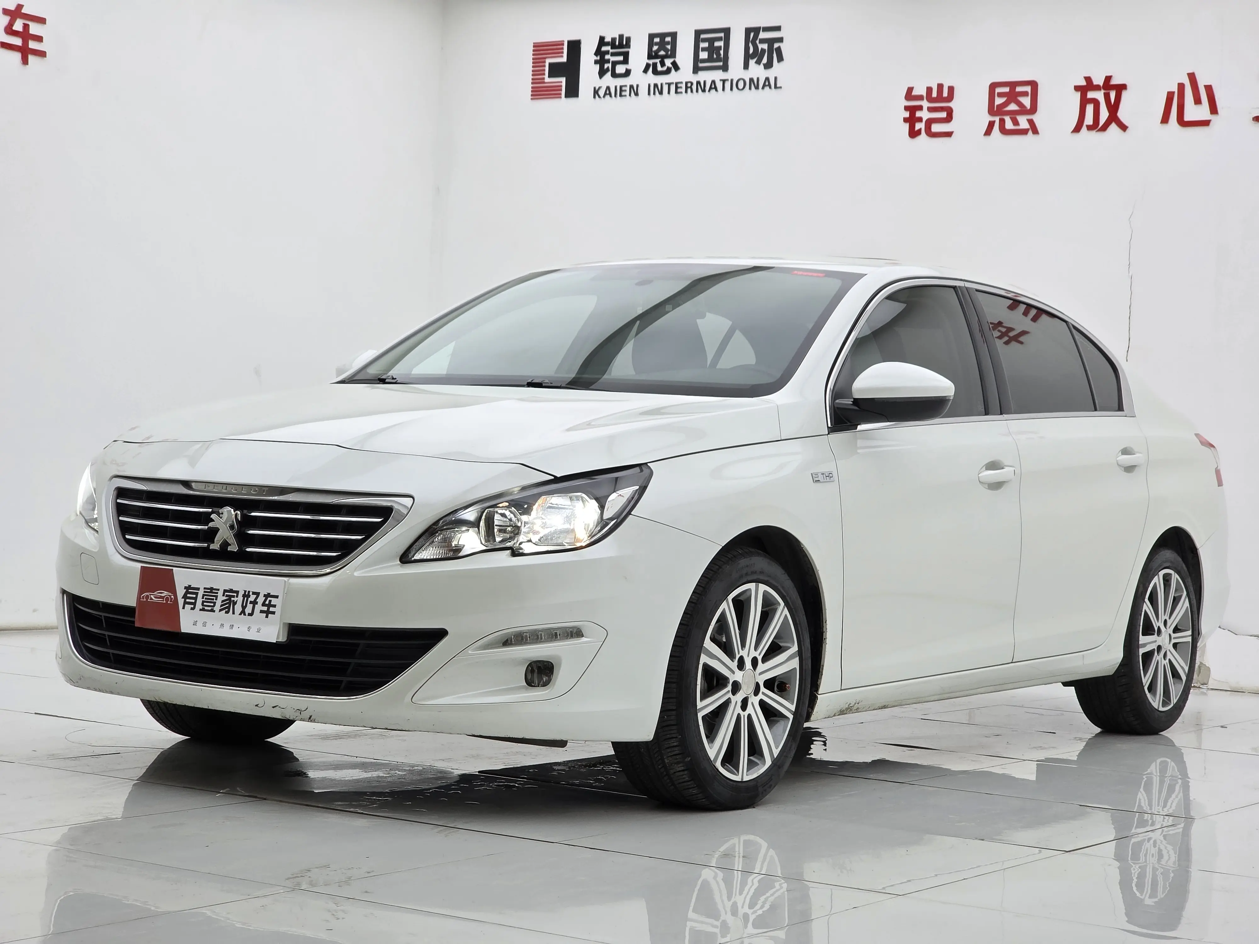 Peugeot 408