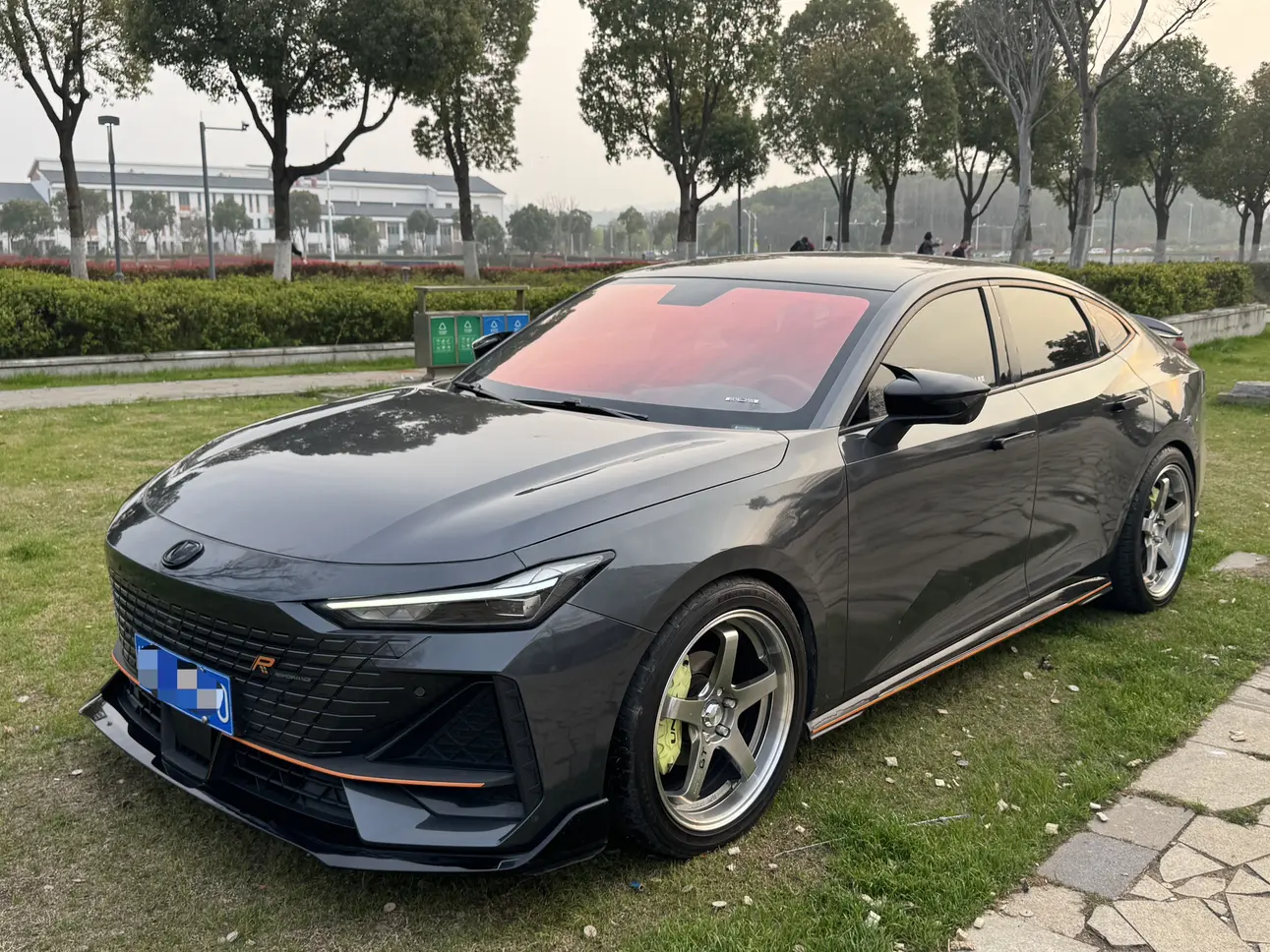 Changan UNI-V  из Китая