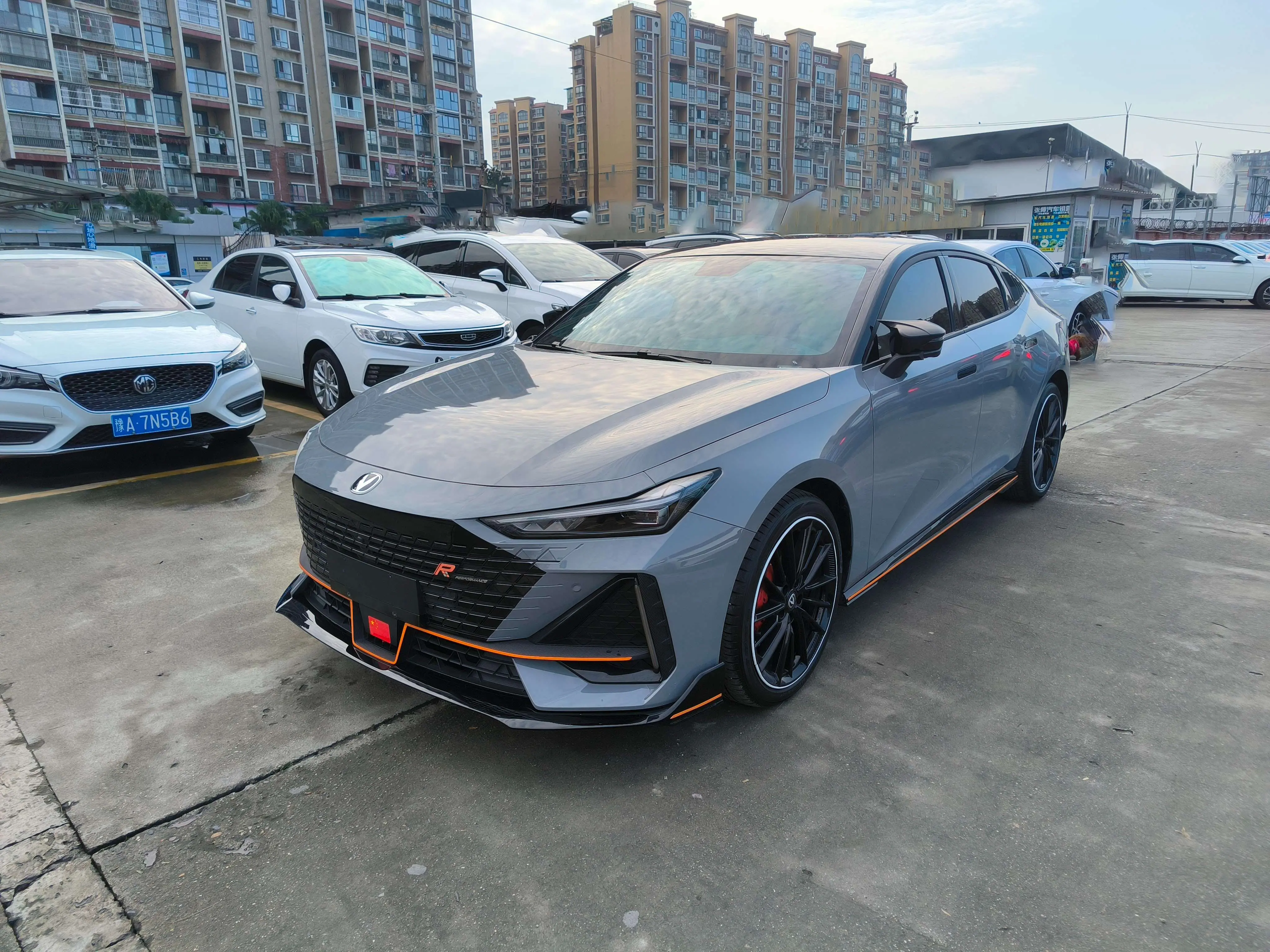 Changan UNI-V