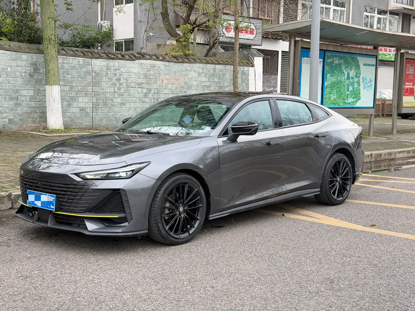 Changan UNI-V  из Китая