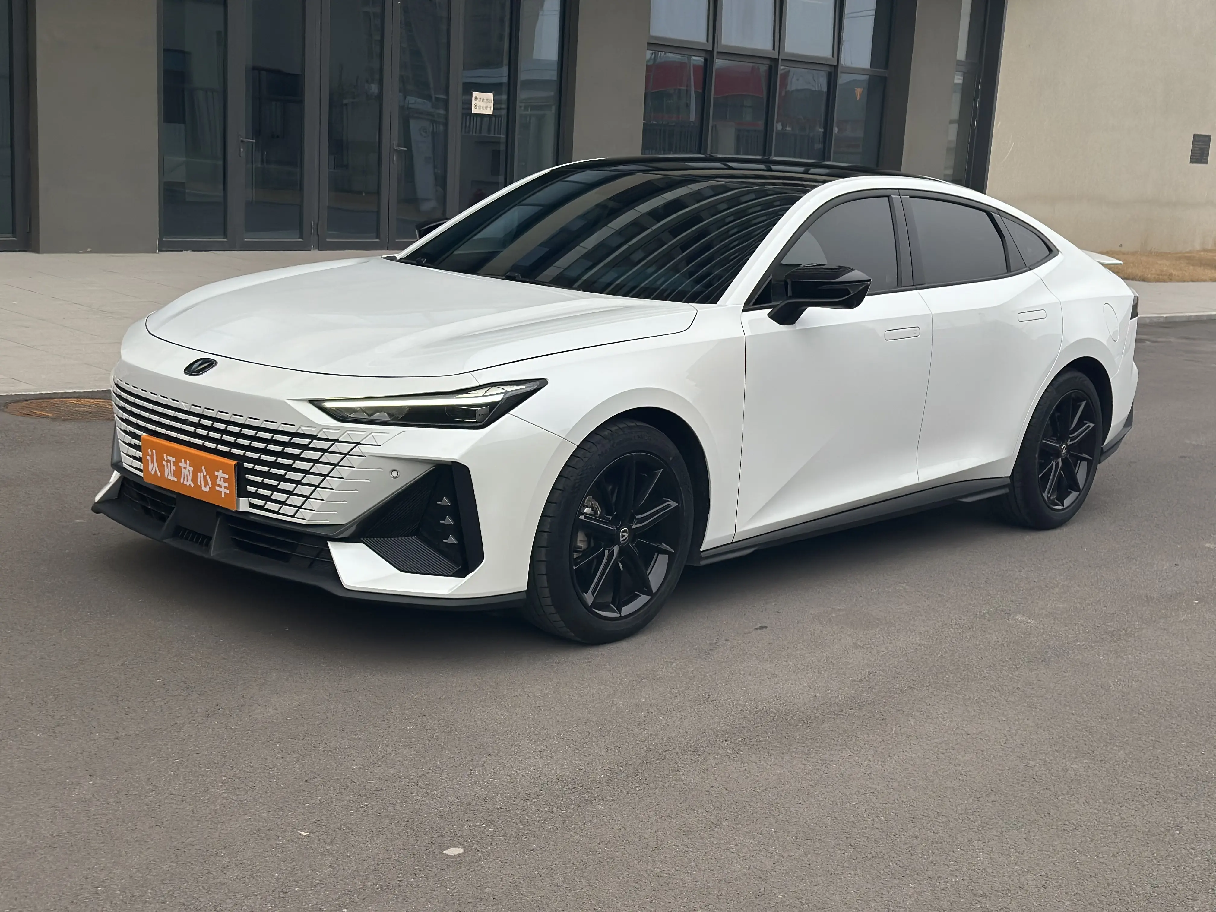 Changan UNI-V