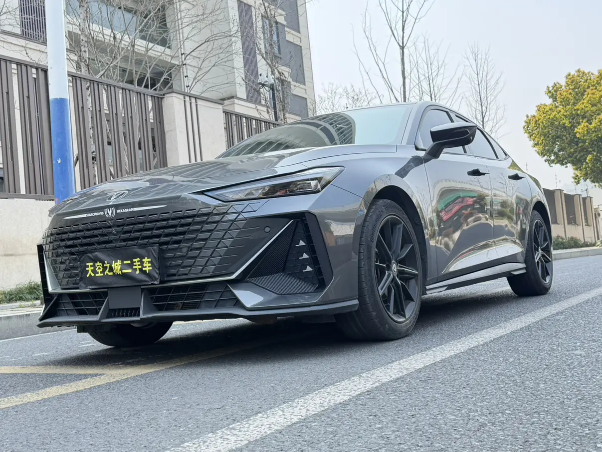 Changan UNI-V