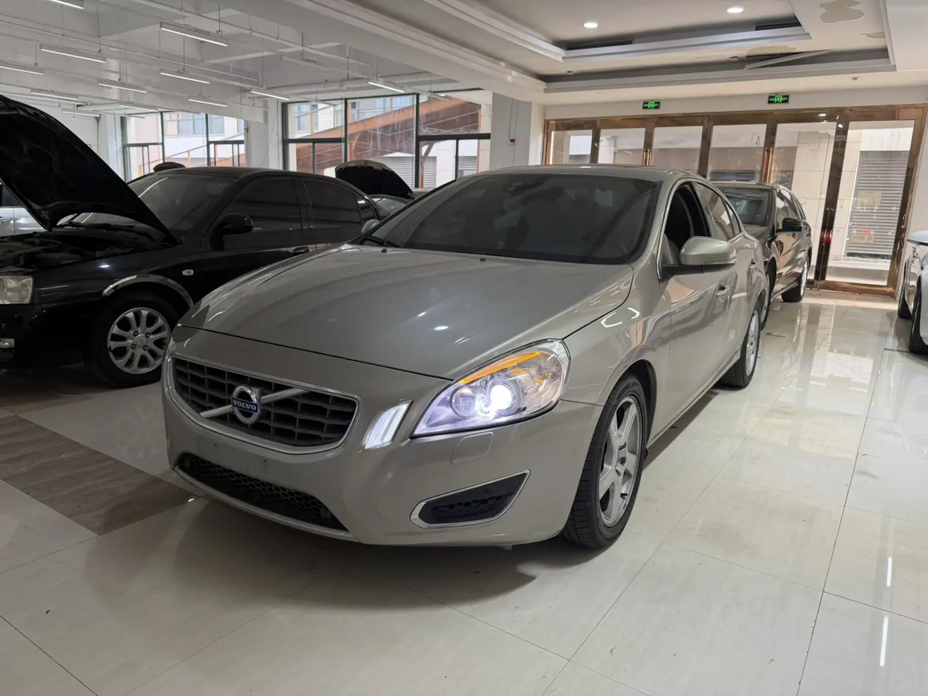 Volvo S60
