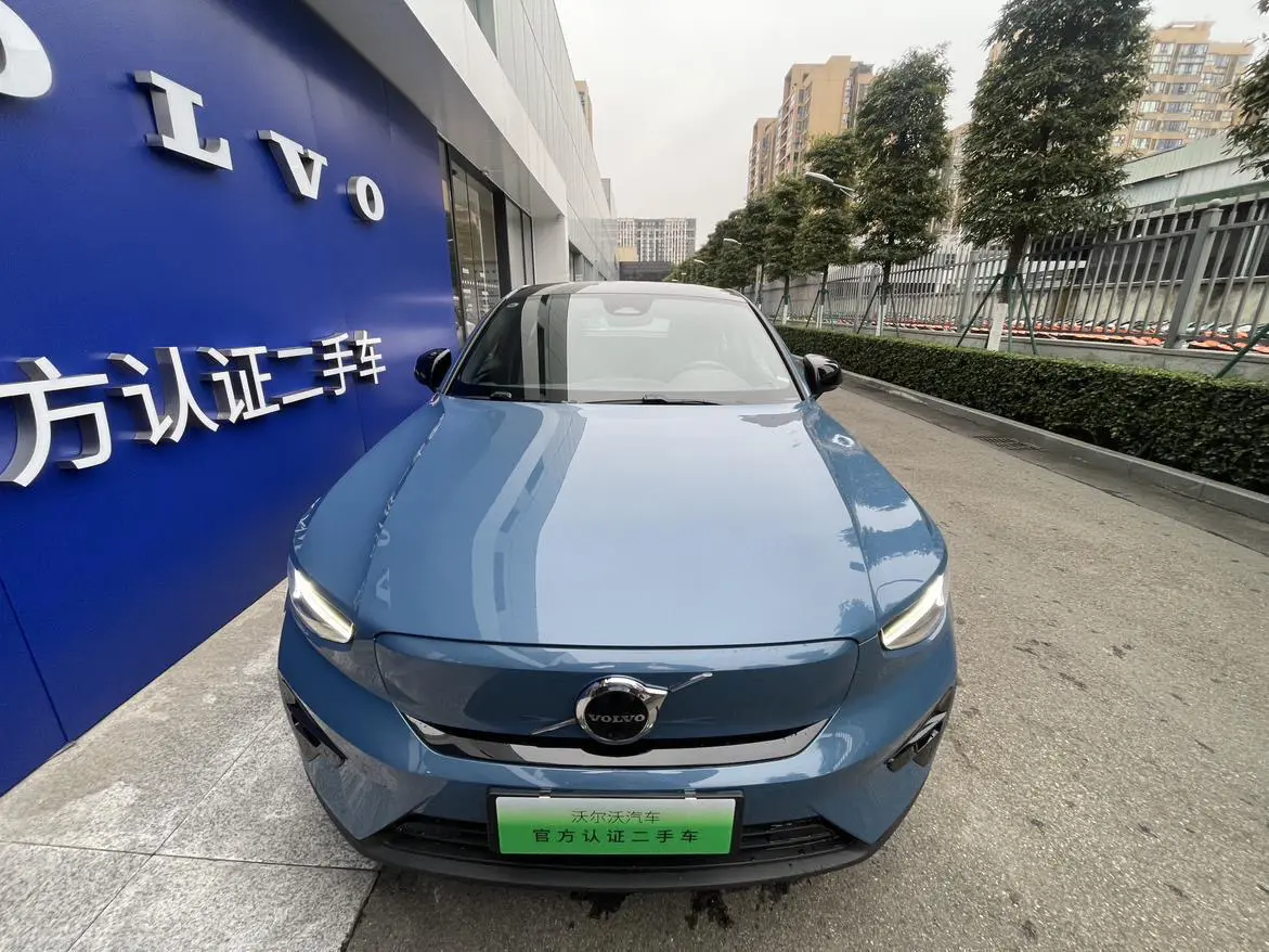 Volvo C40 EV