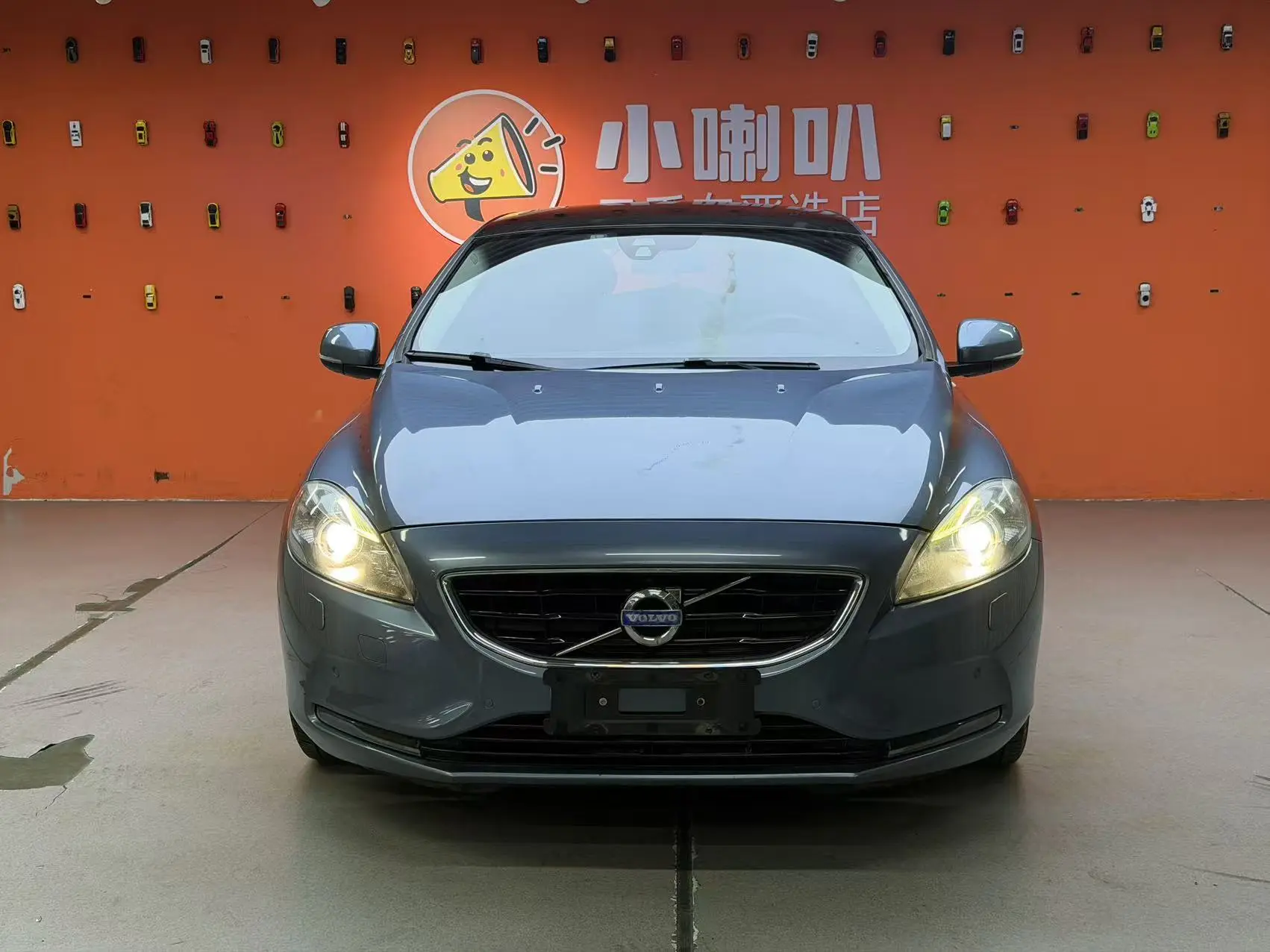 Volvo V40  из Китая