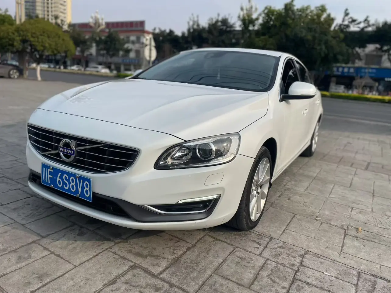 Volvo S60