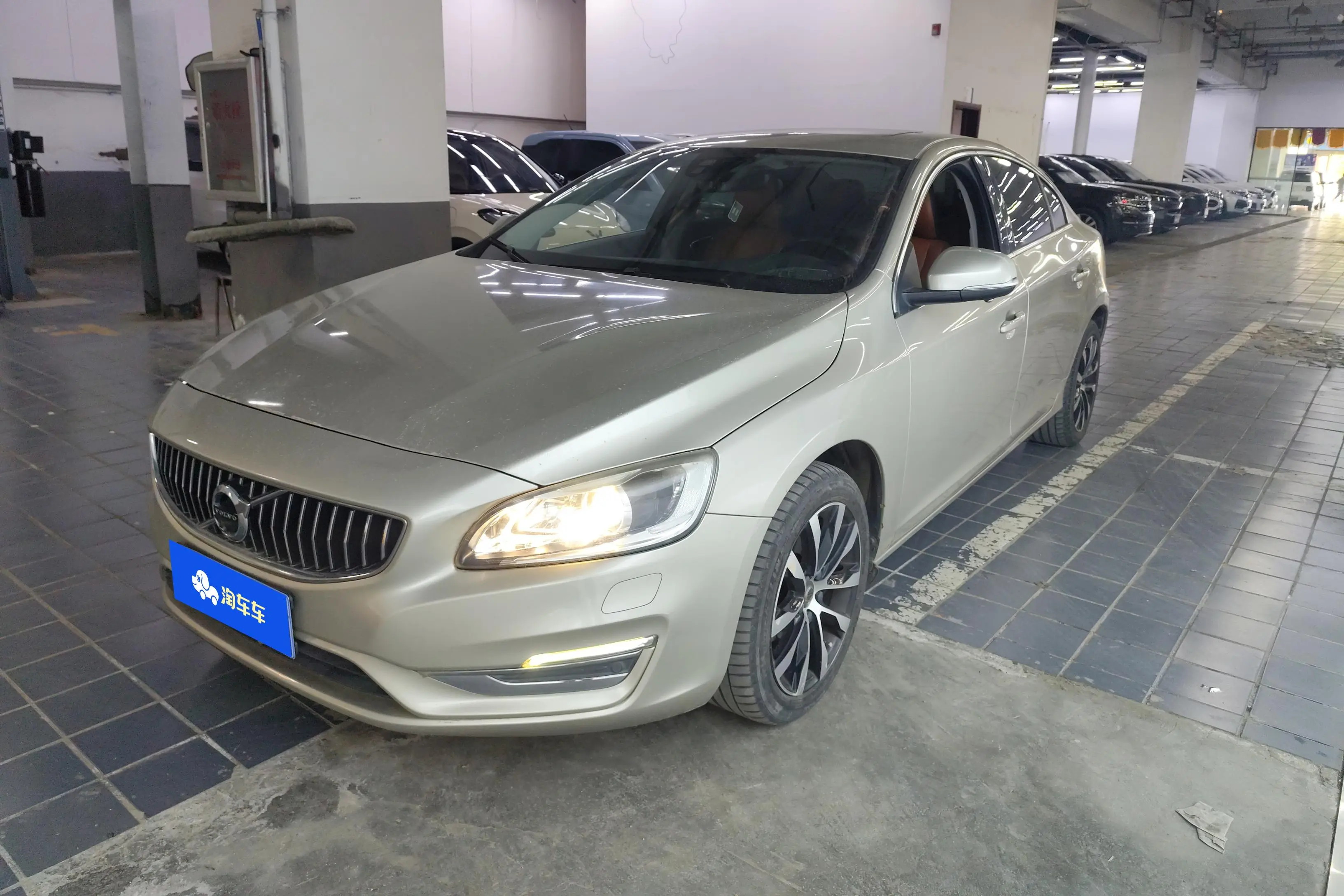 Volvo S60
