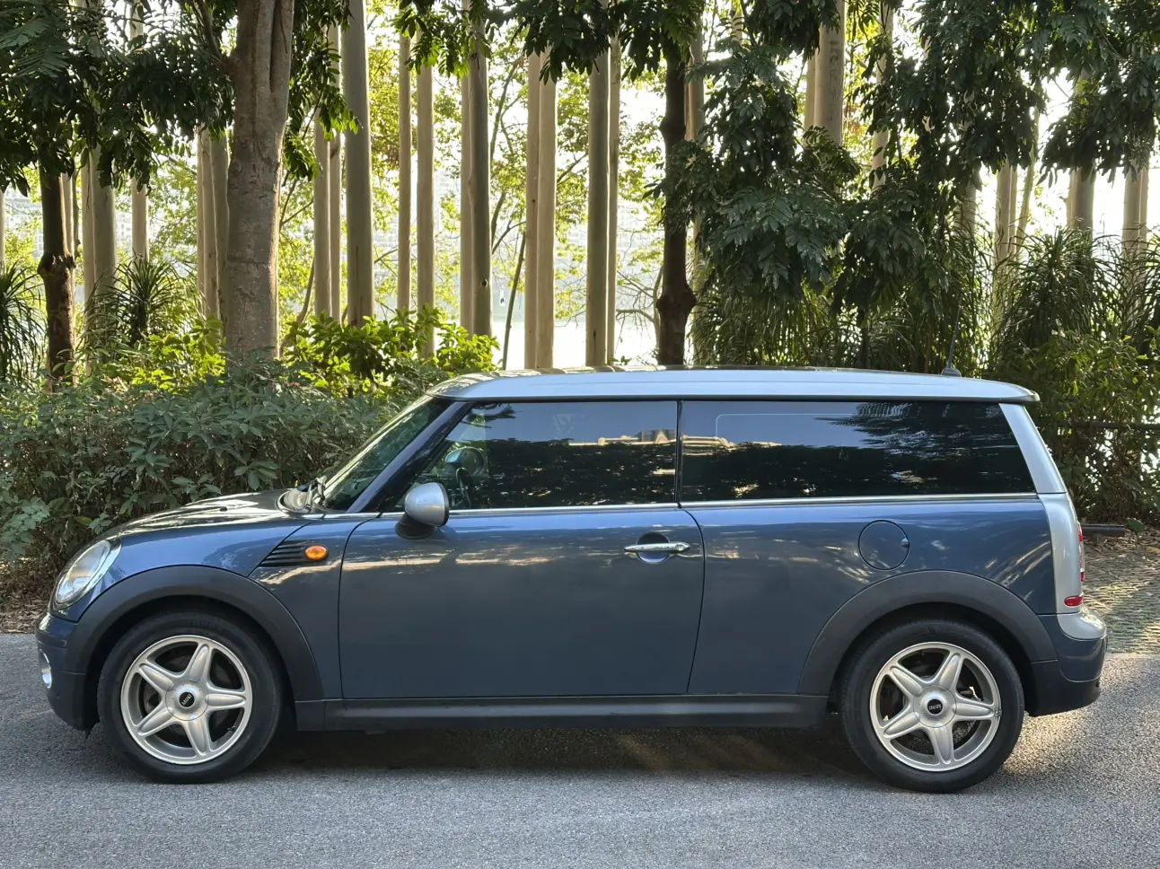 MINI CLUBMAN  из Китая