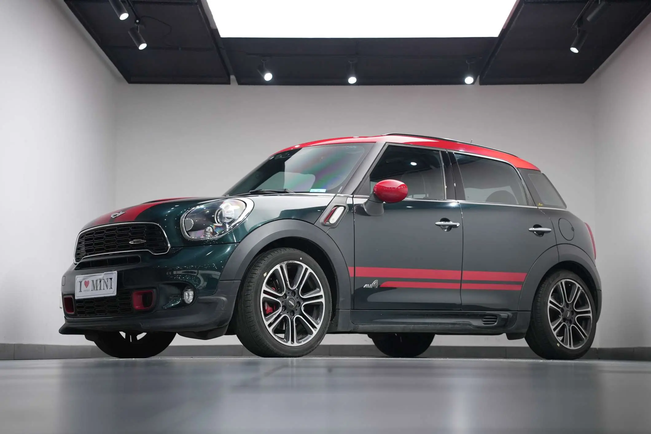 MINI JCW COUNTRYMAN